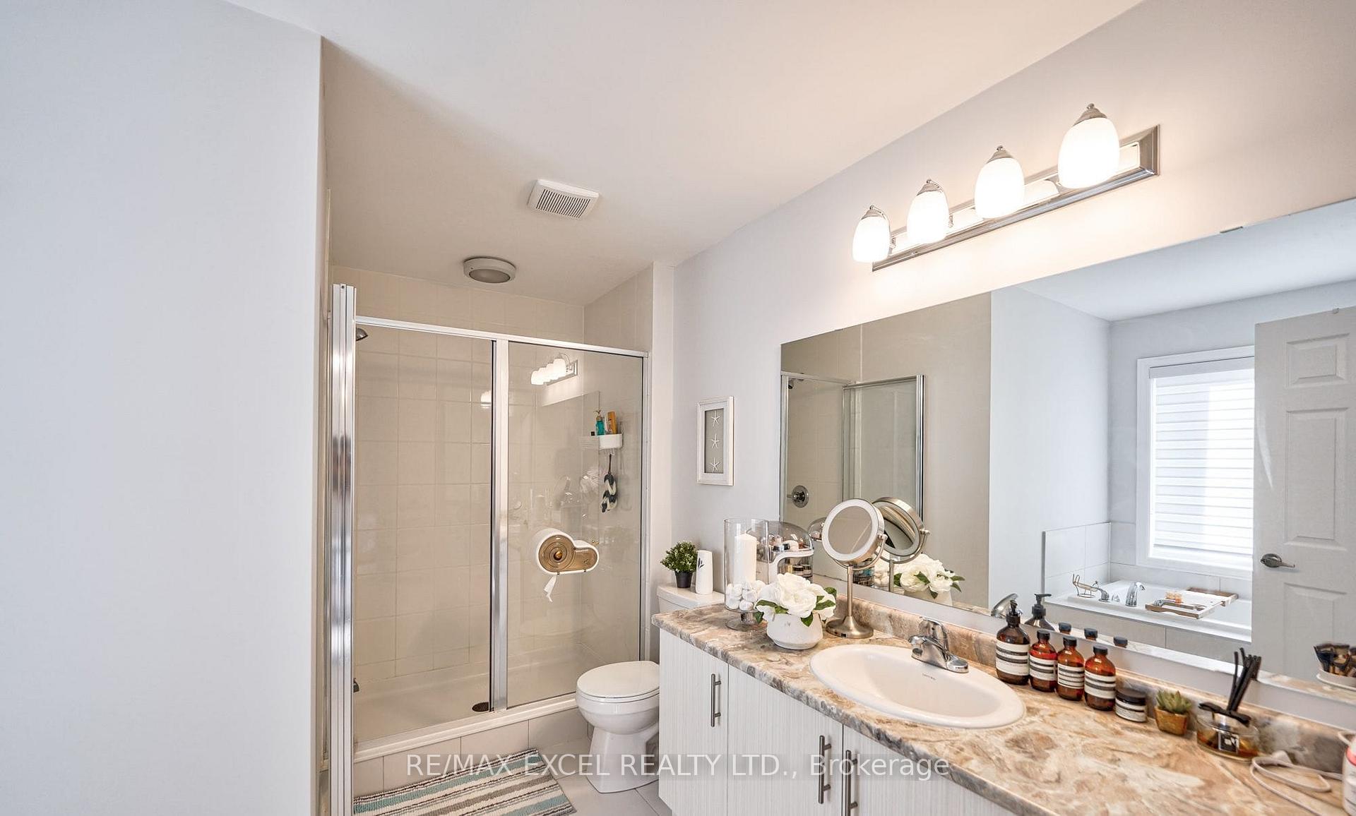 Photo 13 of Unit Main House, 18 Waterleaf Road, Markham, Cornell — HOMEH