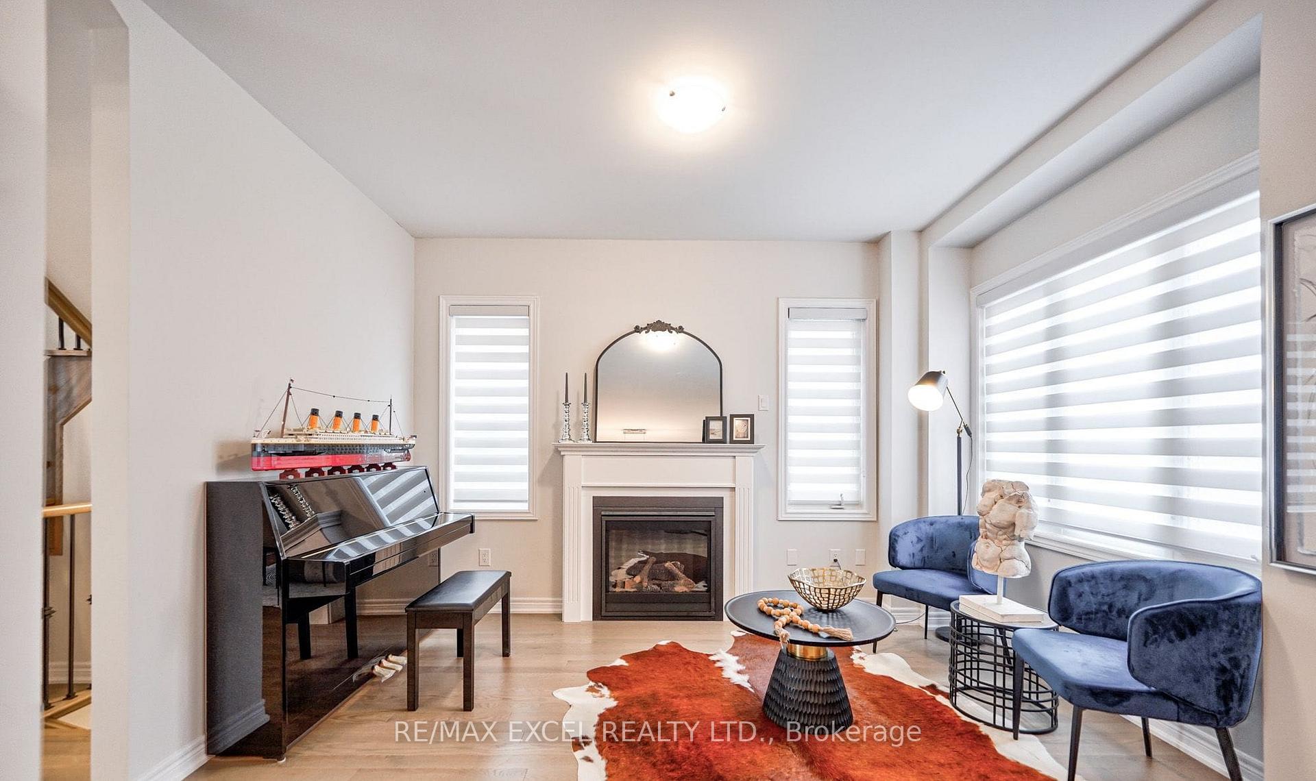 Photo 17 of Unit Main House, 18 Waterleaf Road, Markham, Cornell — HOMEH