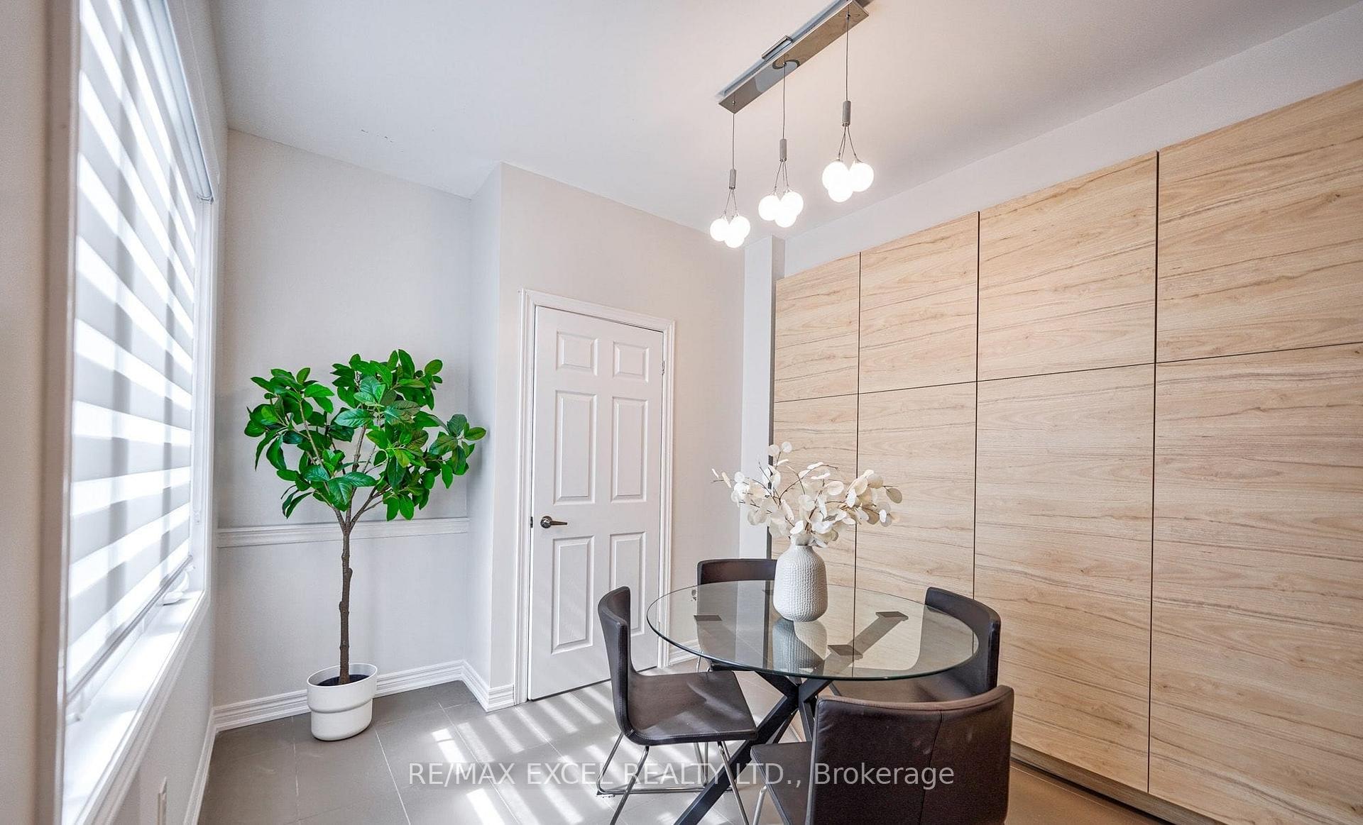 Photo 16 of Unit Main House, 18 Waterleaf Road, Markham, Cornell — HOMEH