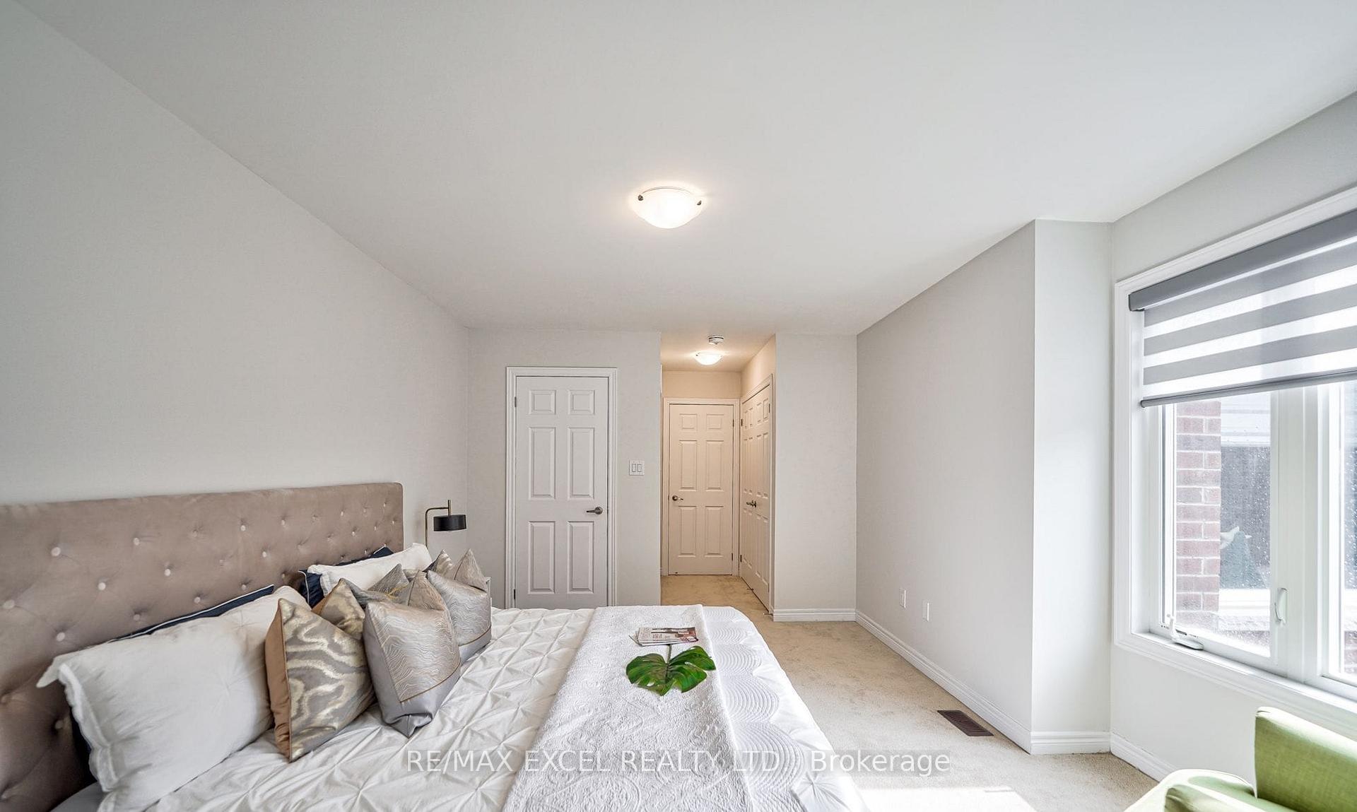 Photo 23 of Unit Main House, 18 Waterleaf Road, Markham, Cornell — HOMEH