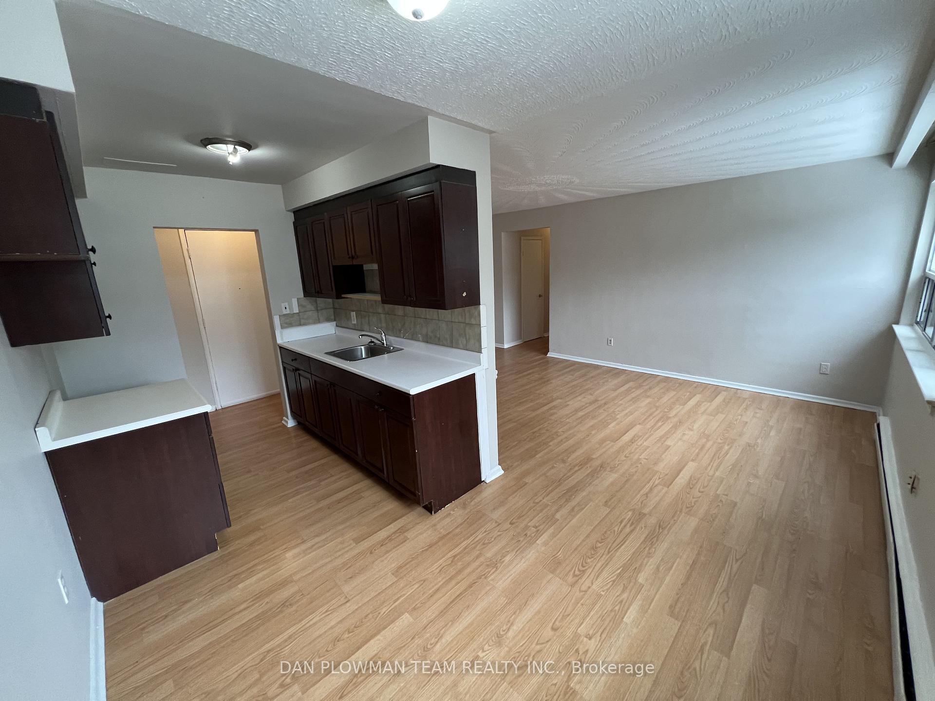 Photo 3 of Unit 108, 170 Park Road S, Oshawa, Vanier — HOMEH
