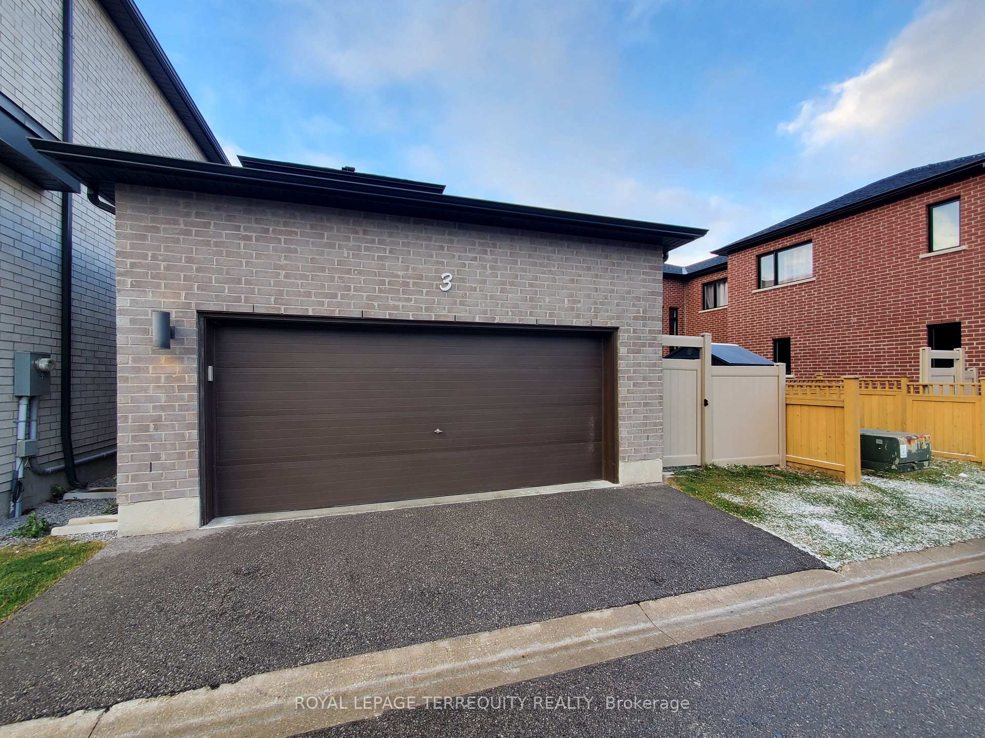 Photo 35 of 3 Sam Priestly Avenue, Markham, Cornell — HOMEH
