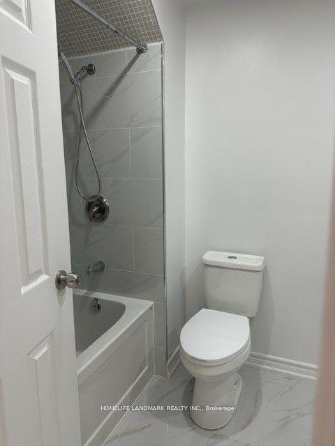 Photo 12 of 27 Foundry Crescent S, Markham, Raymerville — HOMEH