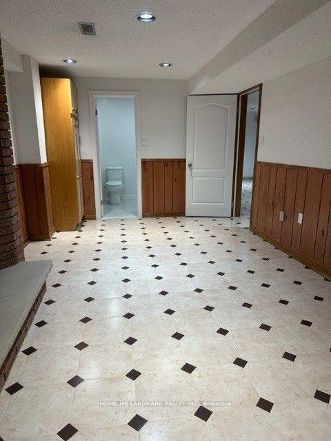 Photo 13 of 27 Foundry Crescent S, Markham, Raymerville — HOMEH