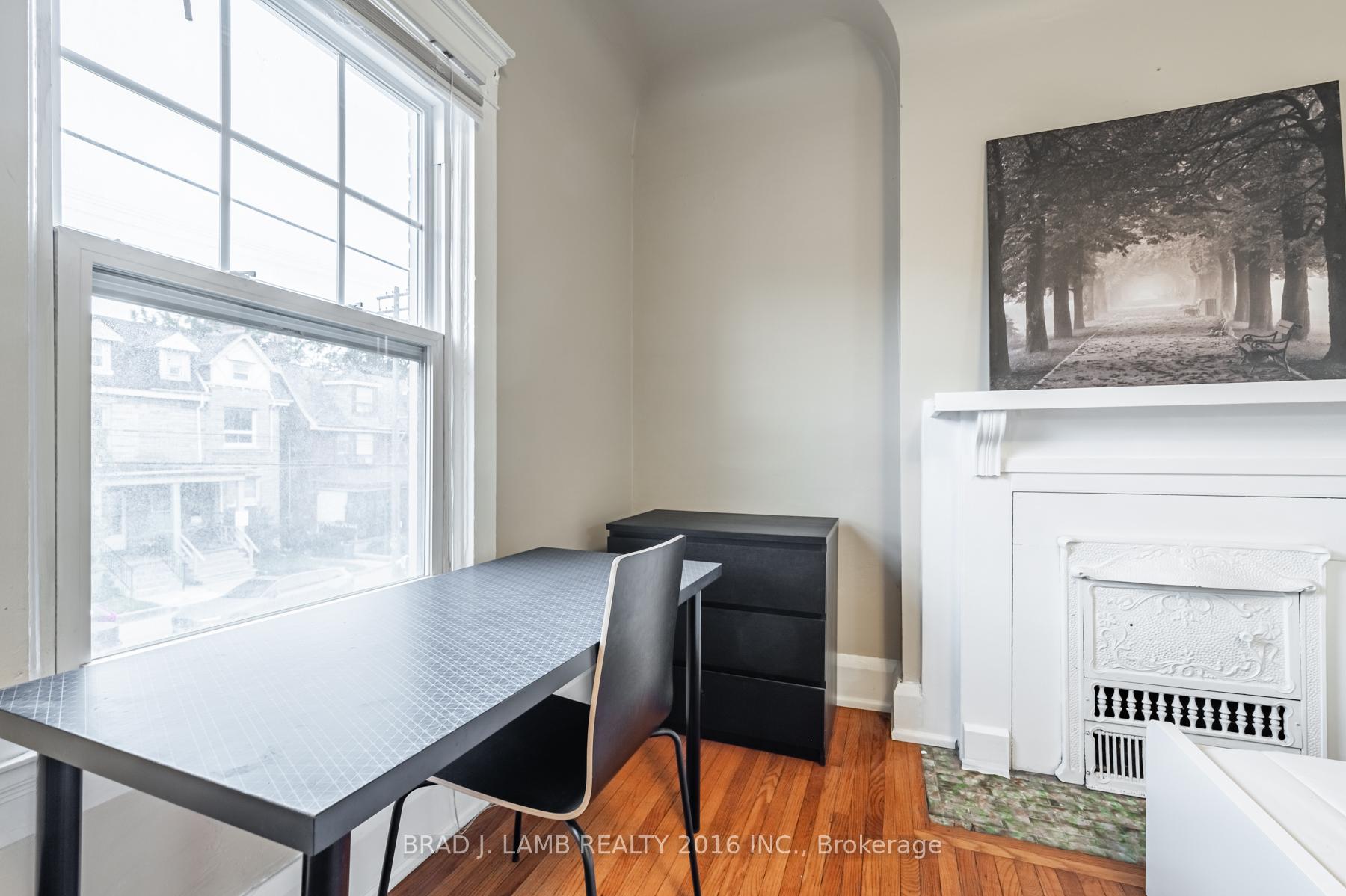 Photo 17 of Unit 2, 984 Dundas Street W, Toronto, Trinity-Bellwoods — HOMEH