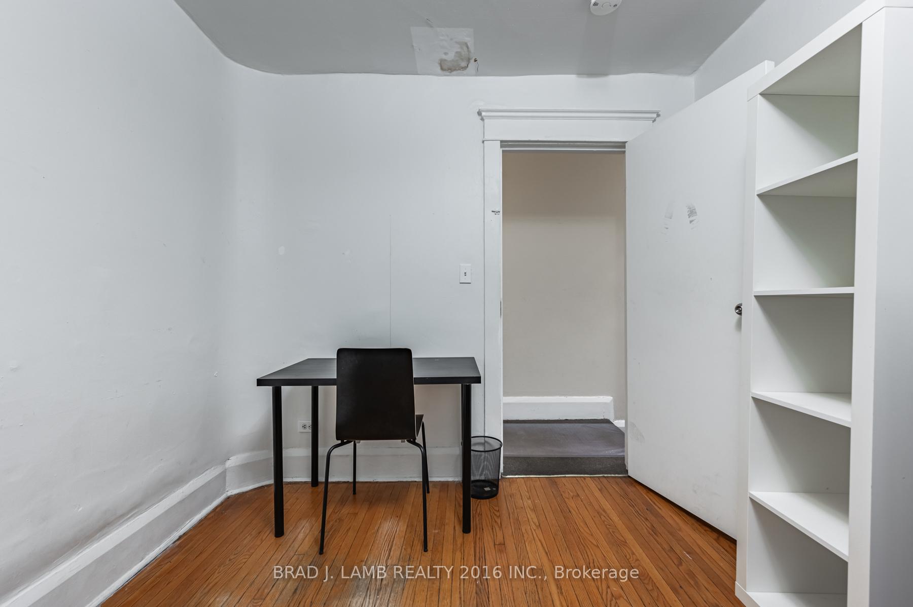 Photo 20 of Unit 2, 984 Dundas Street W, Toronto, Trinity-Bellwoods — HOMEH