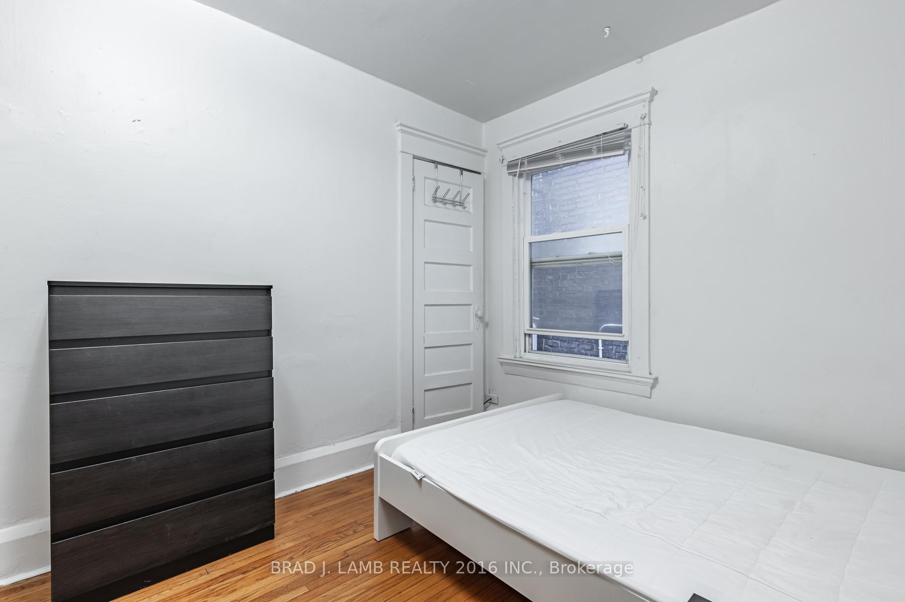 Photo 21 of Unit 2, 984 Dundas Street W, Toronto, Trinity-Bellwoods — HOMEH