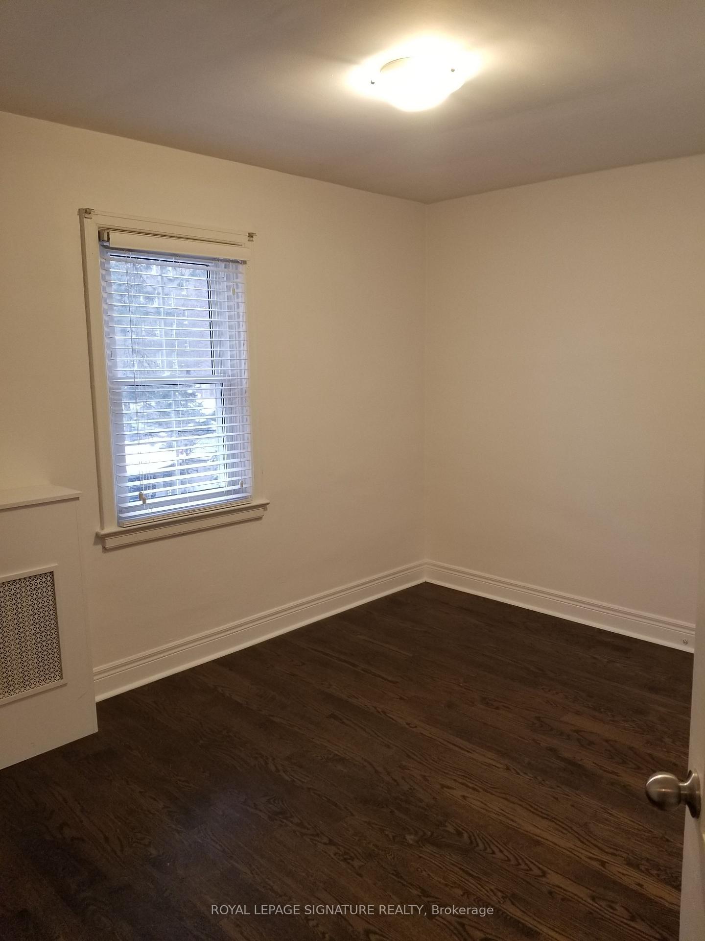 Photo 6 of 17 Oriole Crescent, Toronto, Mount Pleasant East — HOMEH
