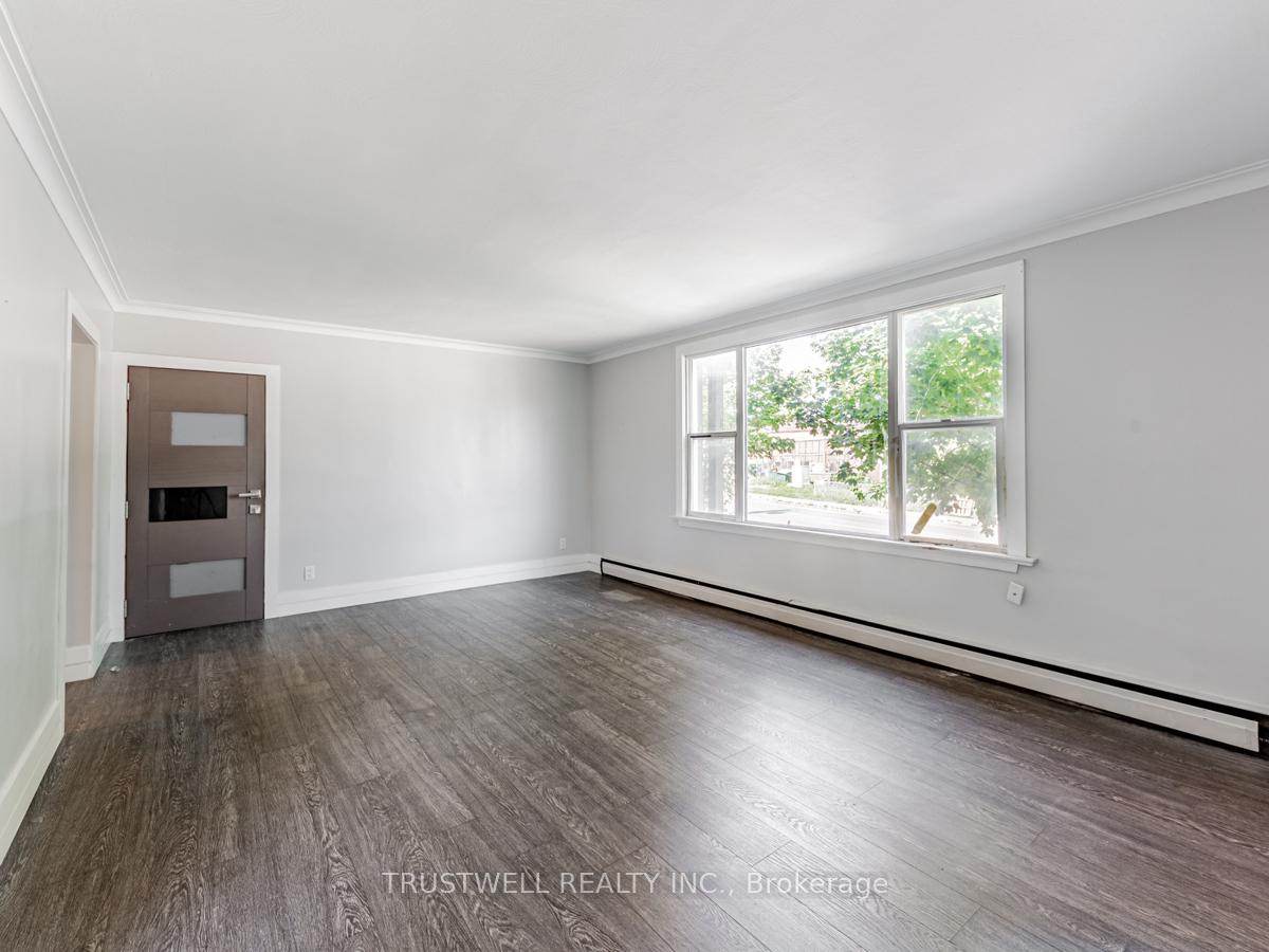 Photo 5 of Unit 2, 105 Mary Street E, Whitby, Downtown Whitby — HOMEH