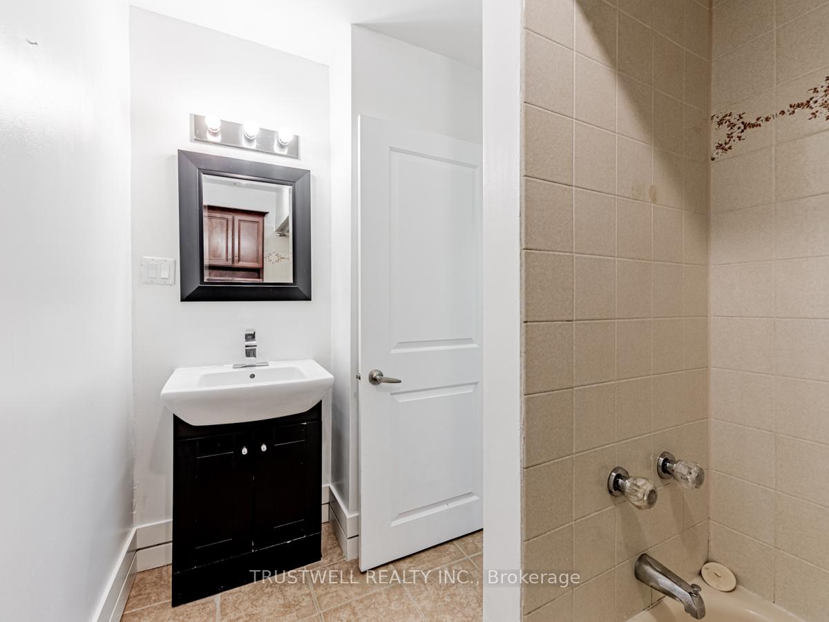 Photo 14 of Unit 2, 105 Mary Street E, Whitby, Downtown Whitby — HOMEH