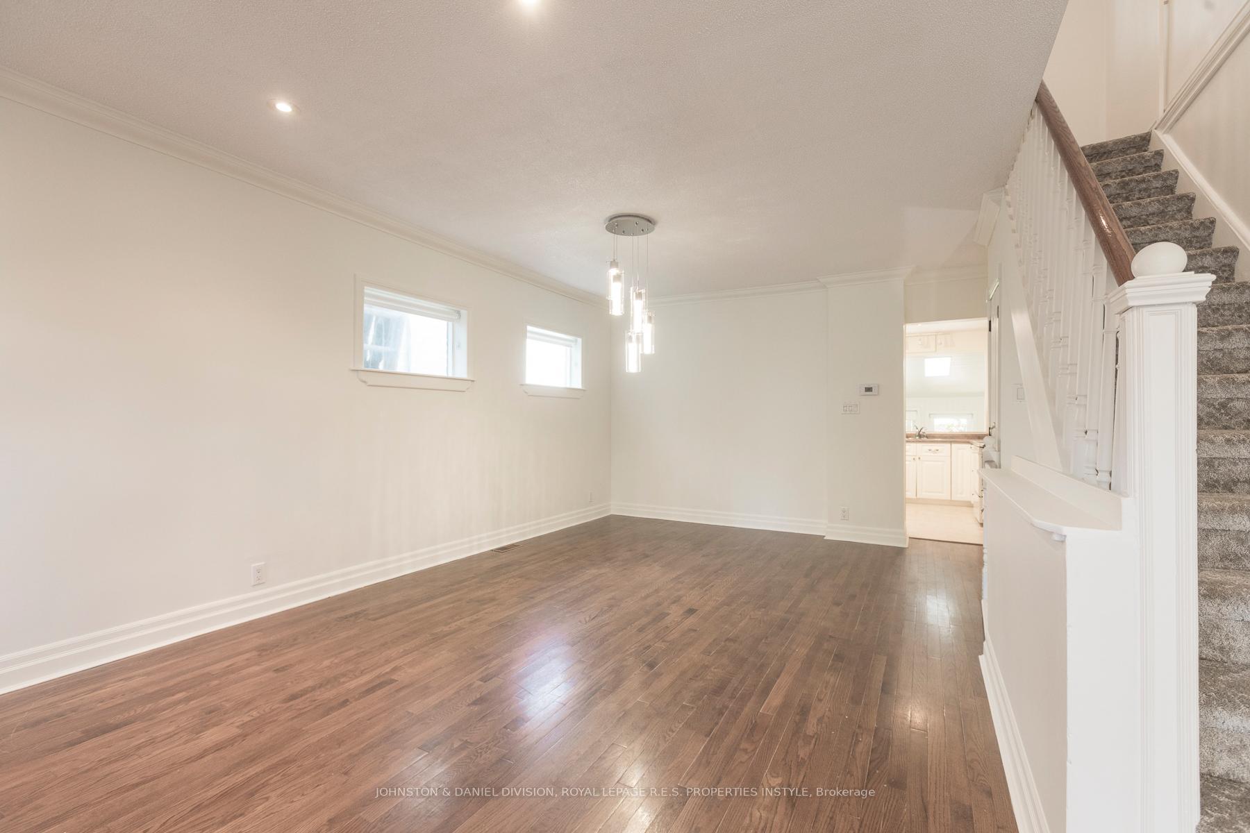 Photo 3 of 274 Soudan Avenue, Toronto, Mount Pleasant East — HOMEH