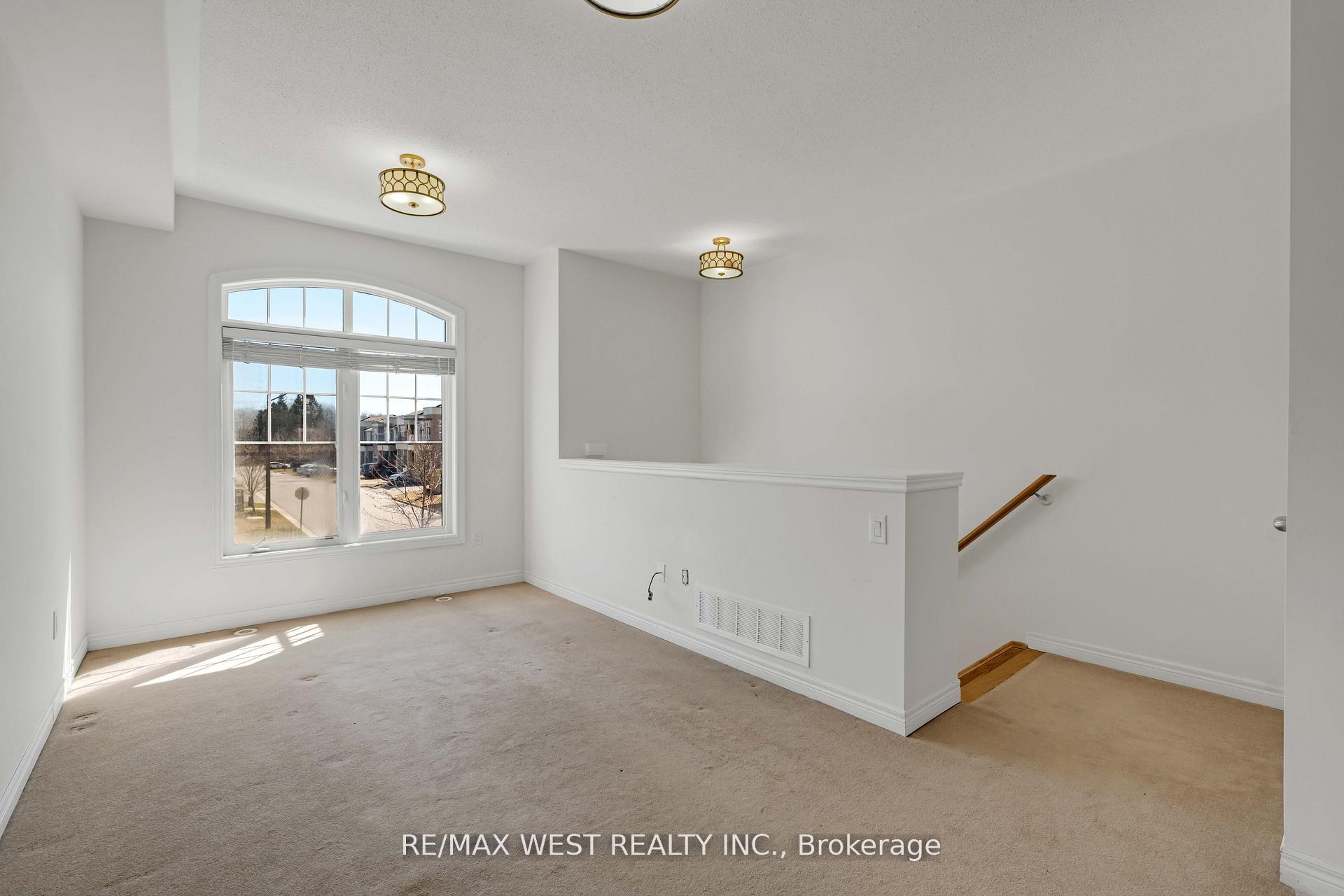Photo 4 of 308 Delray Drive, Markham, Greensborough — HOMEH