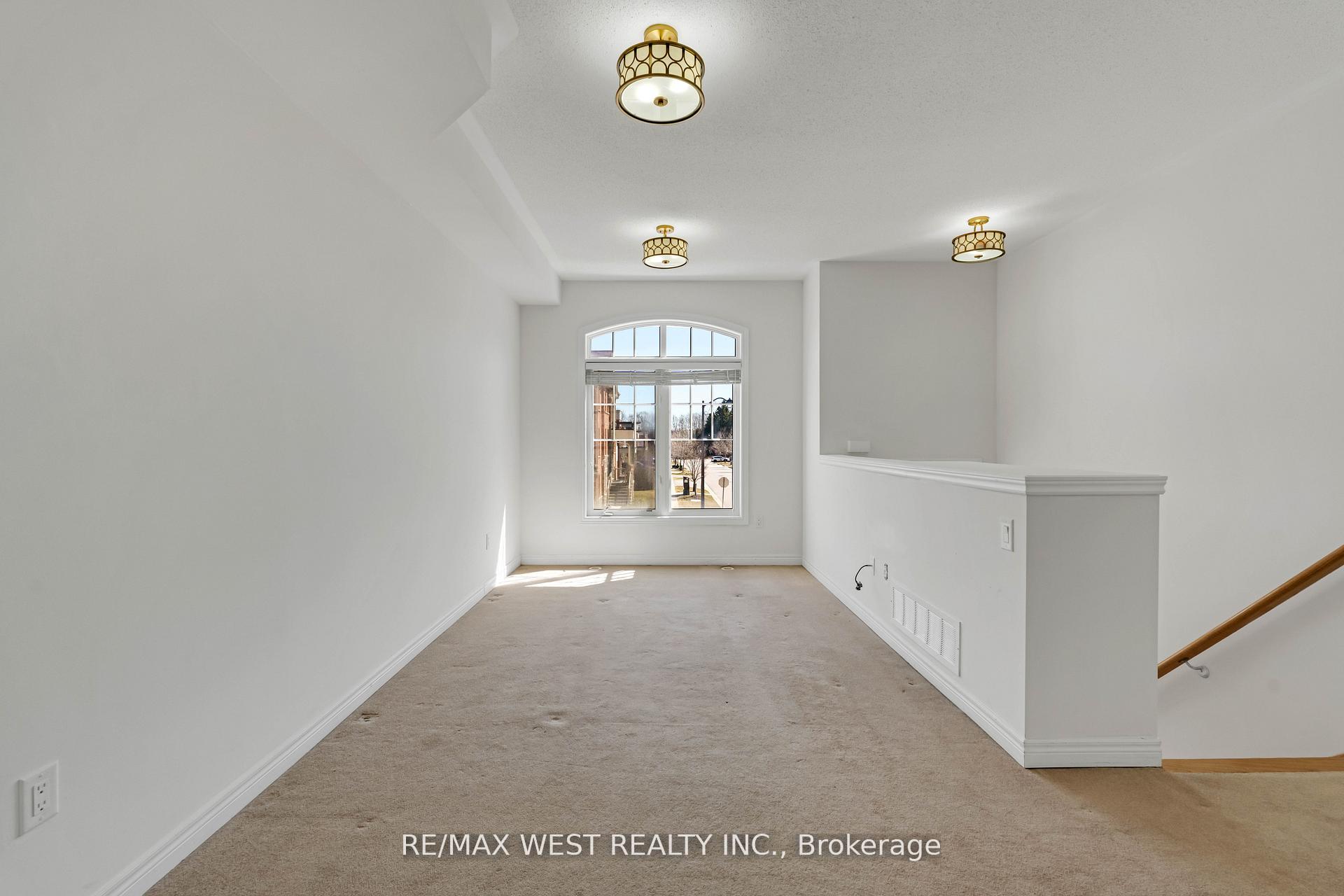 Photo 8 of 308 Delray Drive, Markham, Greensborough — HOMEH