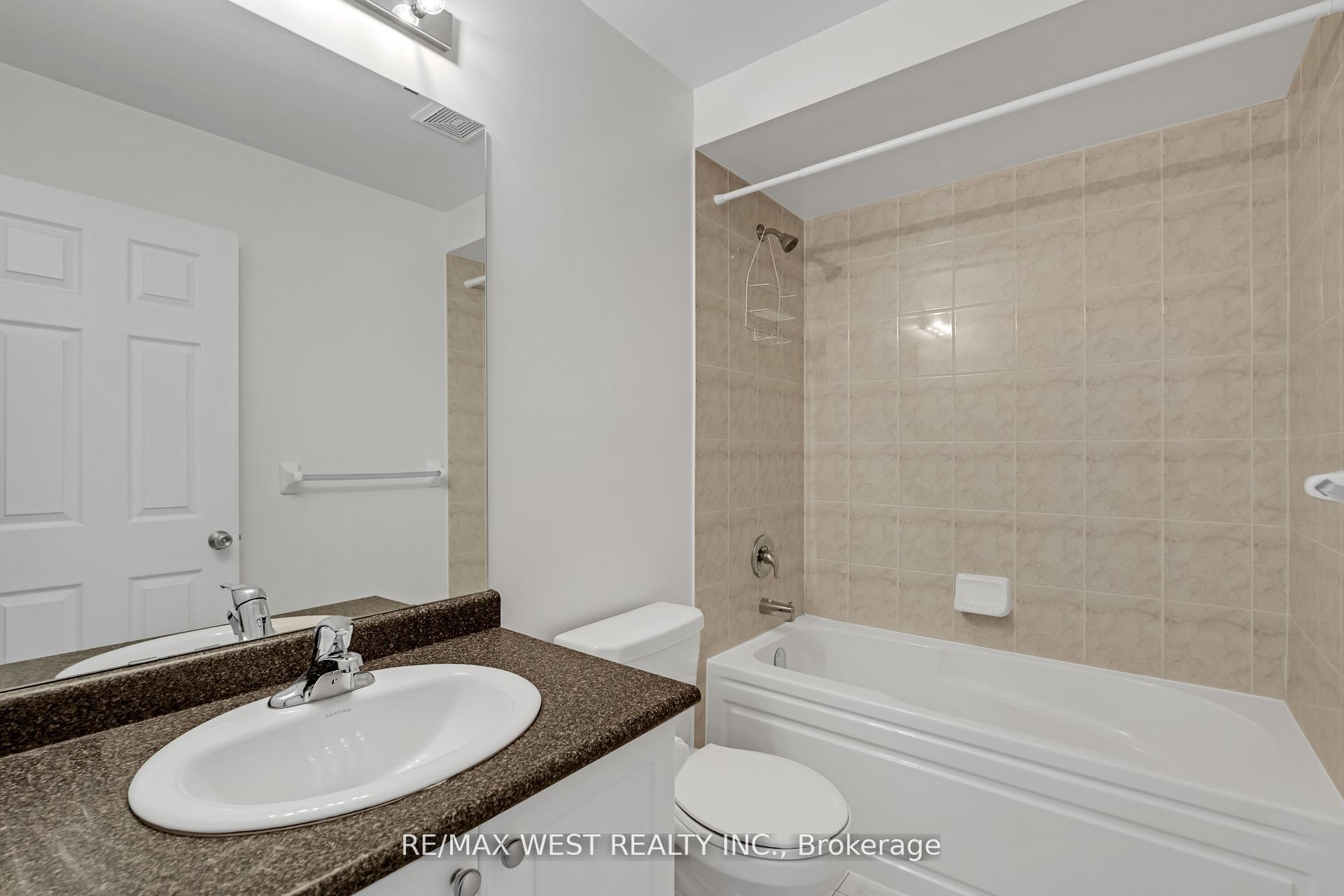 Photo 26 of 308 Delray Drive, Markham, Greensborough — HOMEH