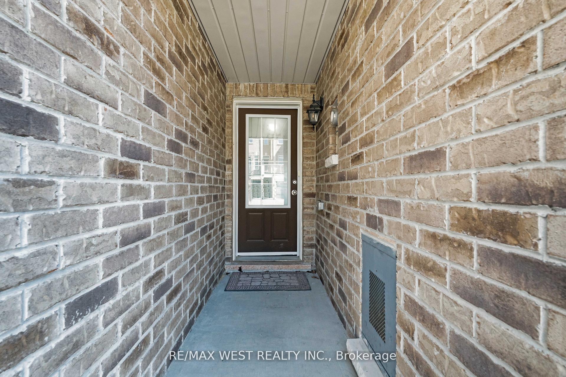 Photo 33 of 308 Delray Drive, Markham, Greensborough — HOMEH
