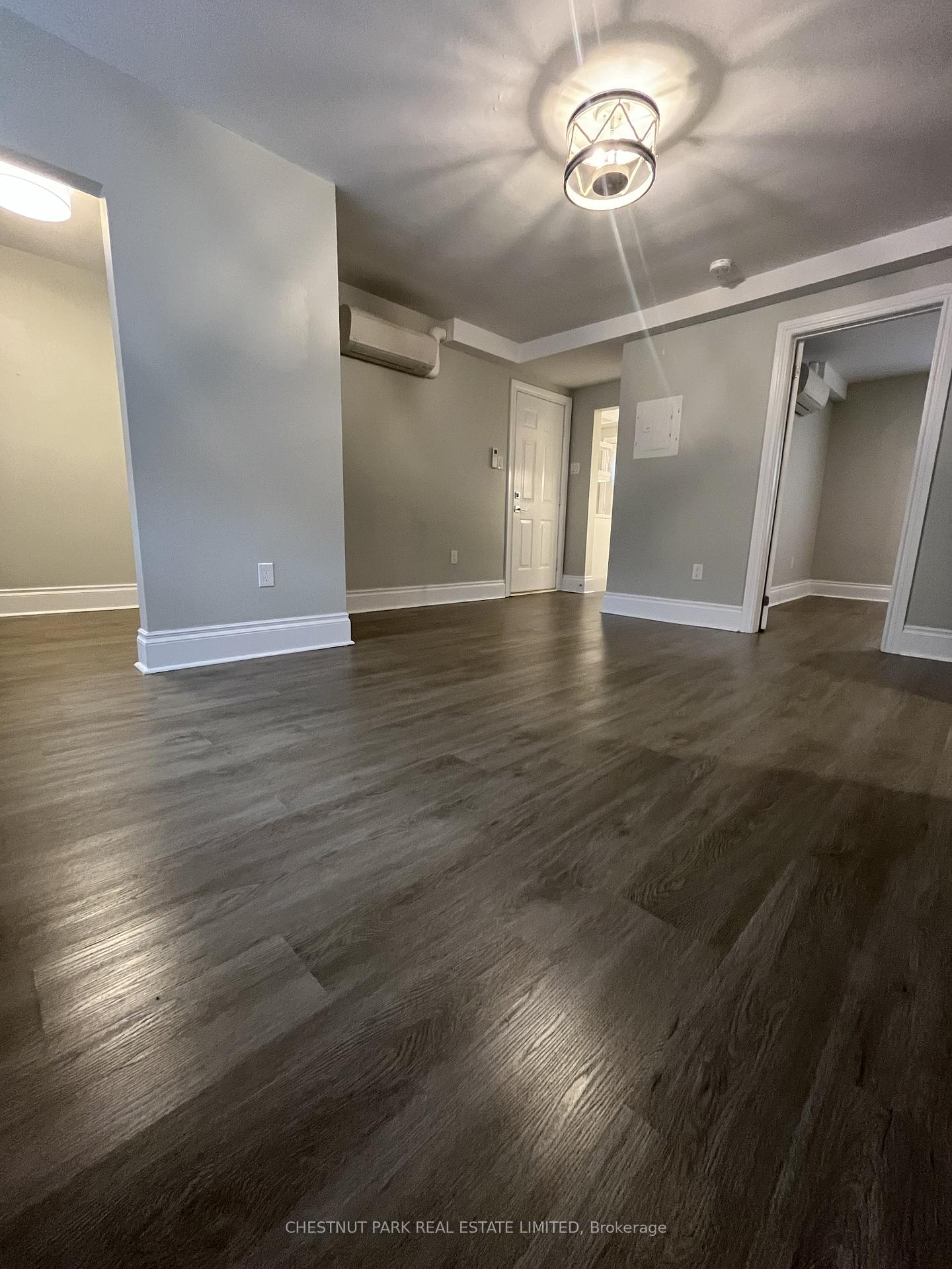 Photo 9 of Unit Upper, 5 Kingswood Road, Toronto, The Beaches — HOMEH