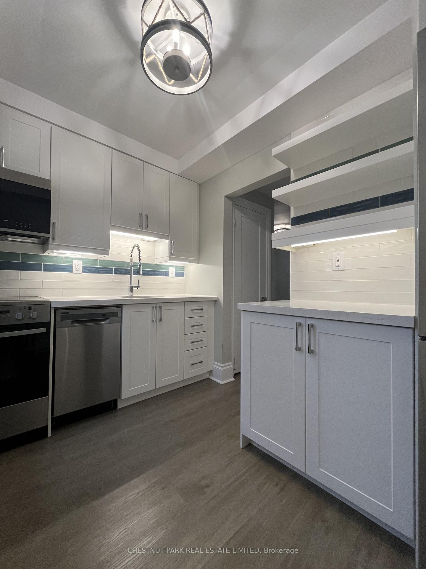 Photo 18 of Unit Upper, 5 Kingswood Road, Toronto, The Beaches — HOMEH