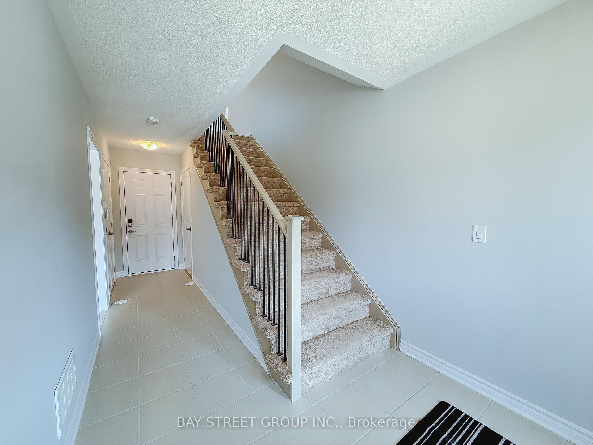 Photo 2 of 1030 Dyas Avenue, Oshawa, Kedron — HOMEH