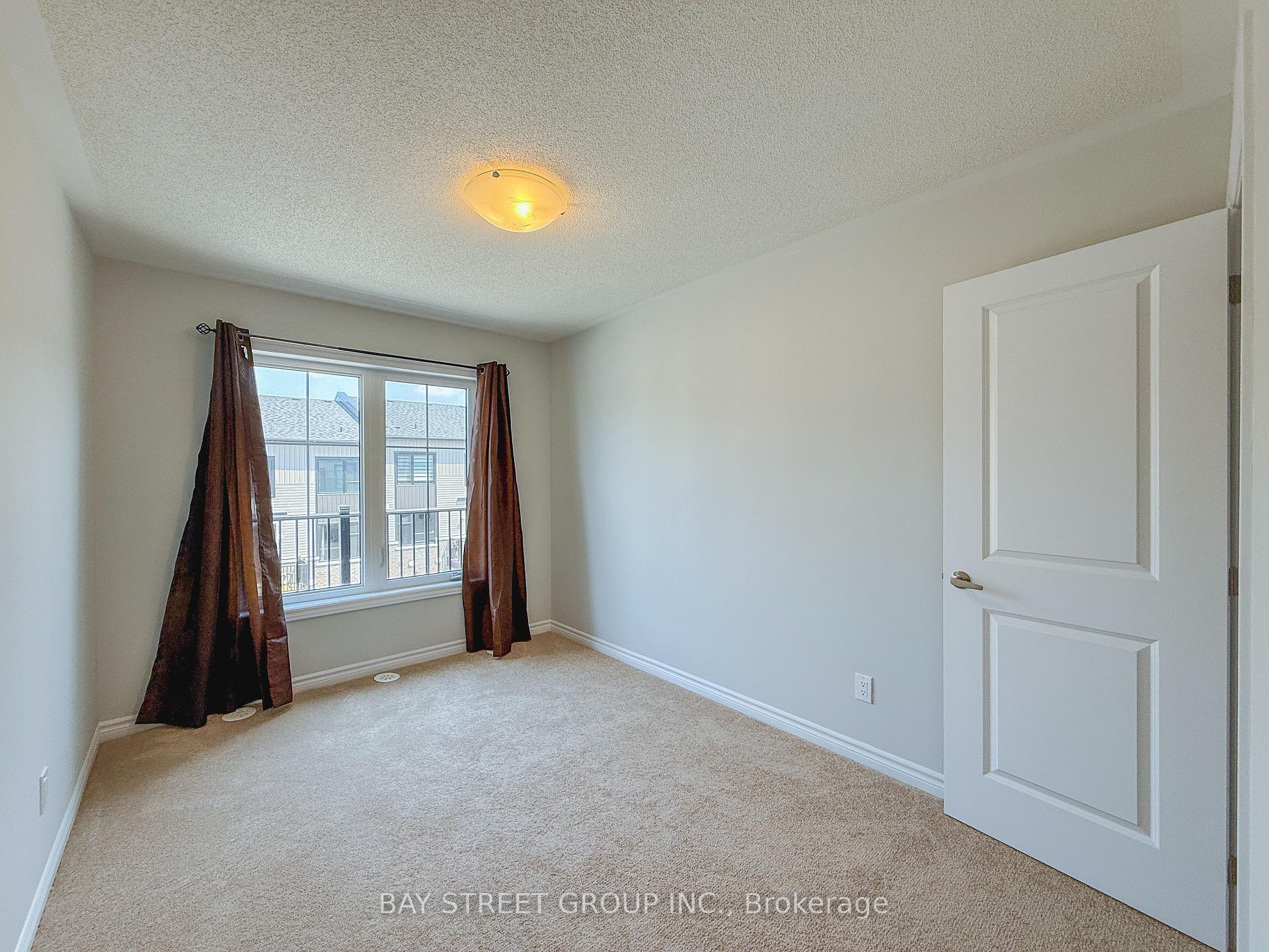 Photo 14 of 1030 Dyas Avenue, Oshawa, Kedron — HOMEH