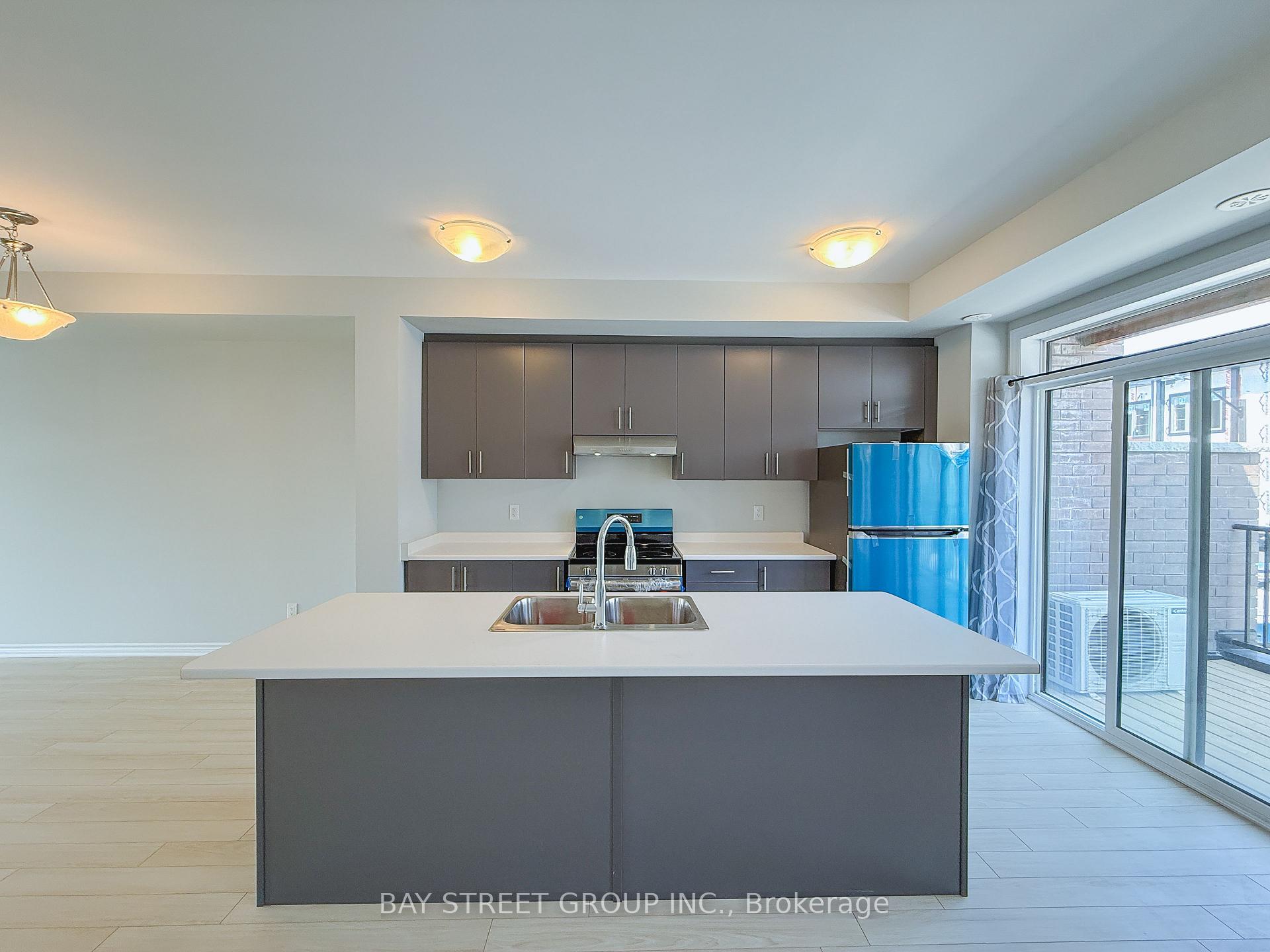 Photo 21 of 1030 Dyas Avenue, Oshawa, Kedron — HOMEH