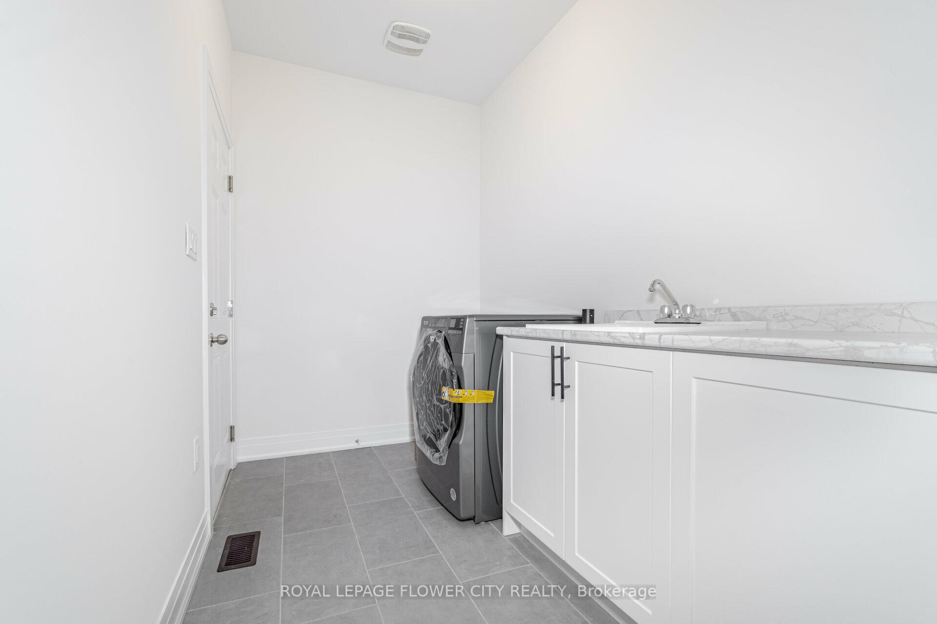 Photo 21 of 33 Lippa Drive, Caledon, Rural Caledon — HOMEH
