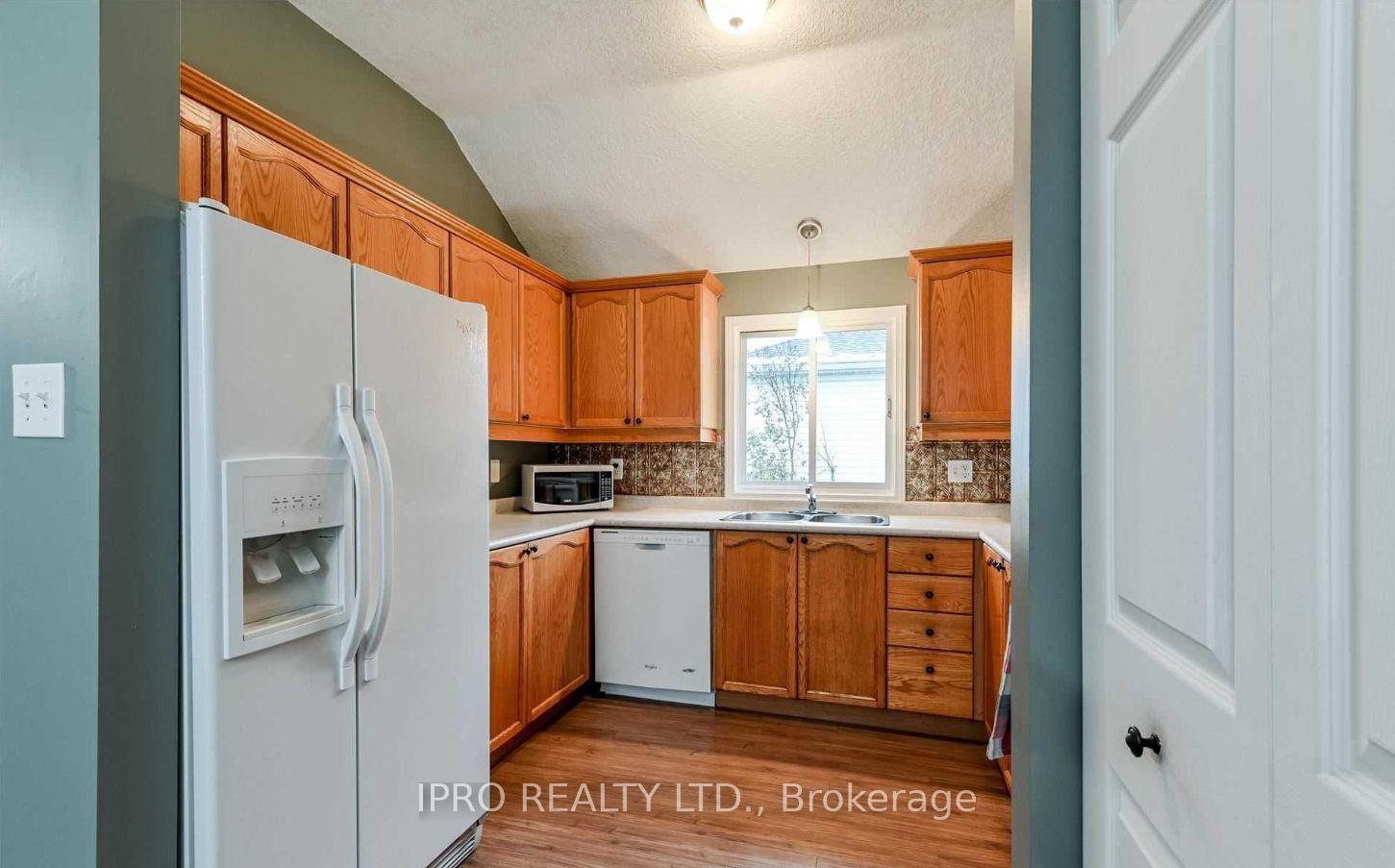 Photo 14 of Unit UPPER, 118 Second Avenue W, Shelburne — HOMEH