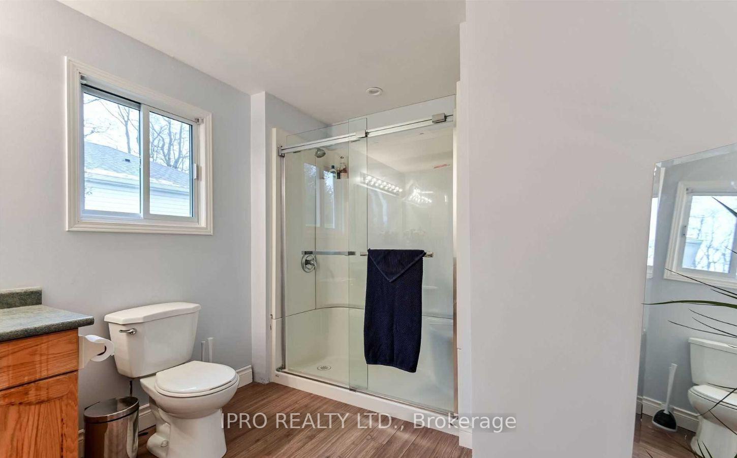 Photo 19 of Unit UPPER, 118 Second Avenue W, Shelburne — HOMEH