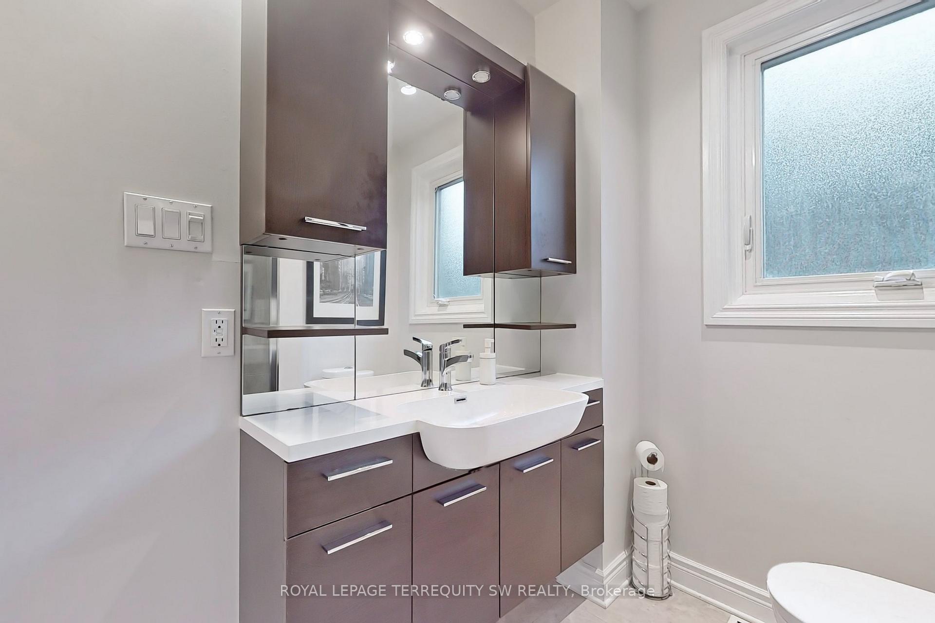 Photo 11 of Unit Main, 17 Berkshire Avenue, Toronto, South Riverdale — HOMEH