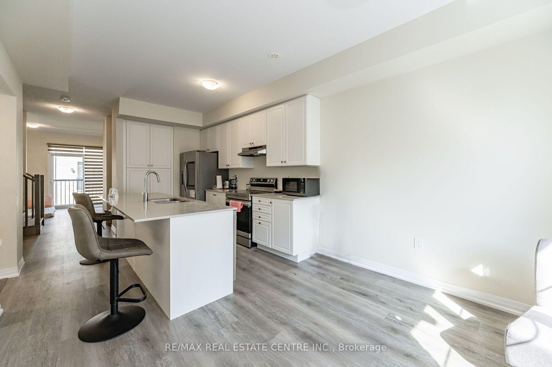 Photo 6 of Unit 69, 185 Bedrock Drive, Hamilton, Stoney Creek Mountain — HOMEH