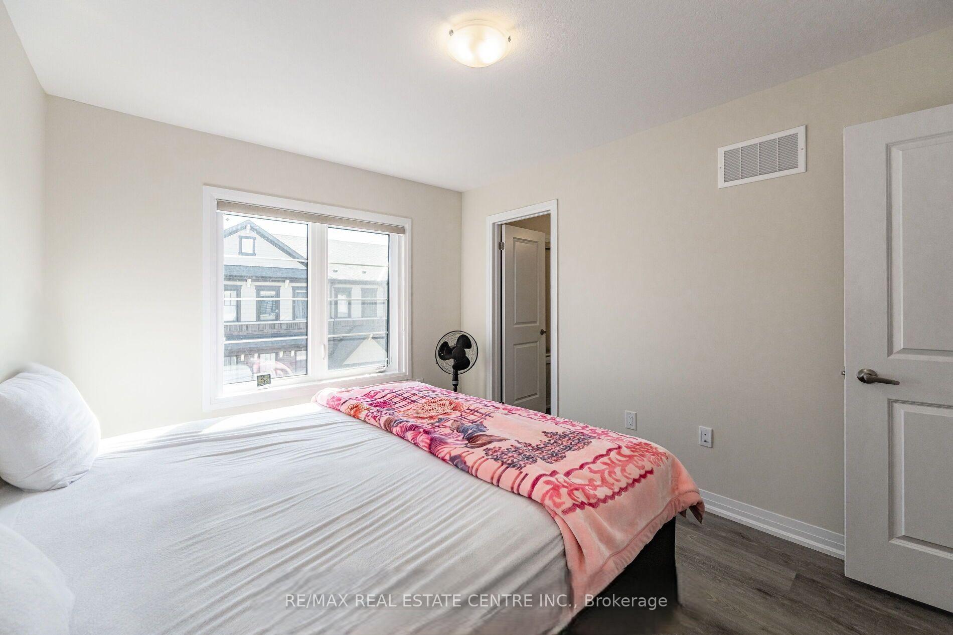 Photo 21 of Unit 69, 185 Bedrock Drive, Hamilton, Stoney Creek Mountain — HOMEH