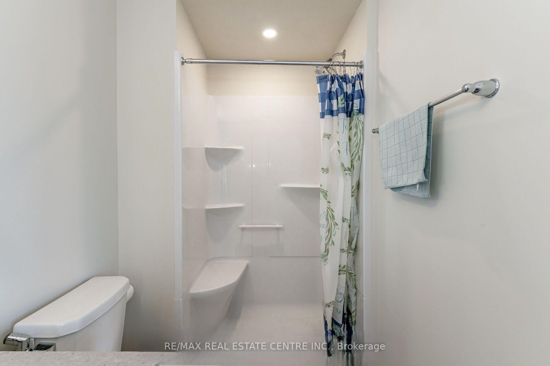 Photo 24 of Unit 69, 185 Bedrock Drive, Hamilton, Stoney Creek Mountain — HOMEH
