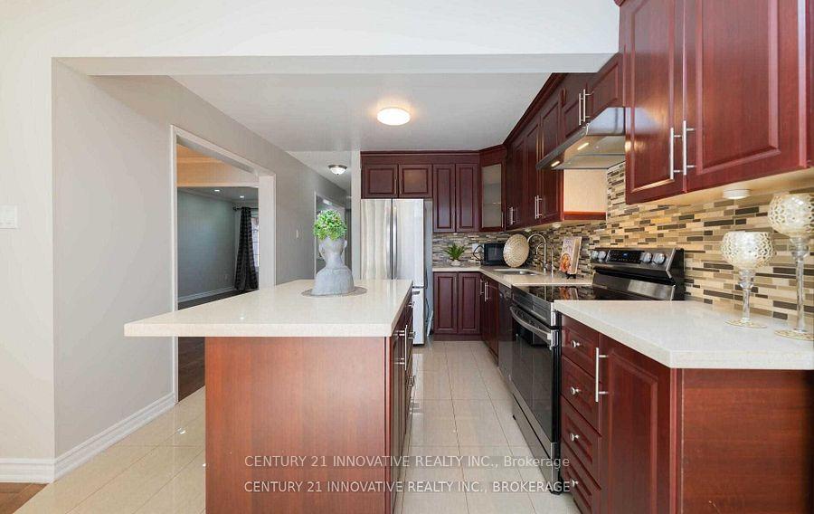 Photo 12 of 6 Heaver Drive, Whitby, Pringle Creek — HOMEH