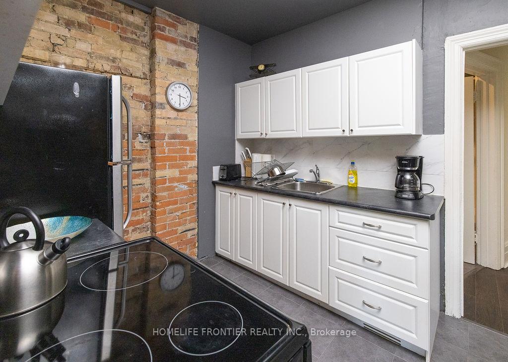 Photo 11 of Unit 2F, 506 Markham Street, Toronto, Palmerston-Little Italy — HOMEH