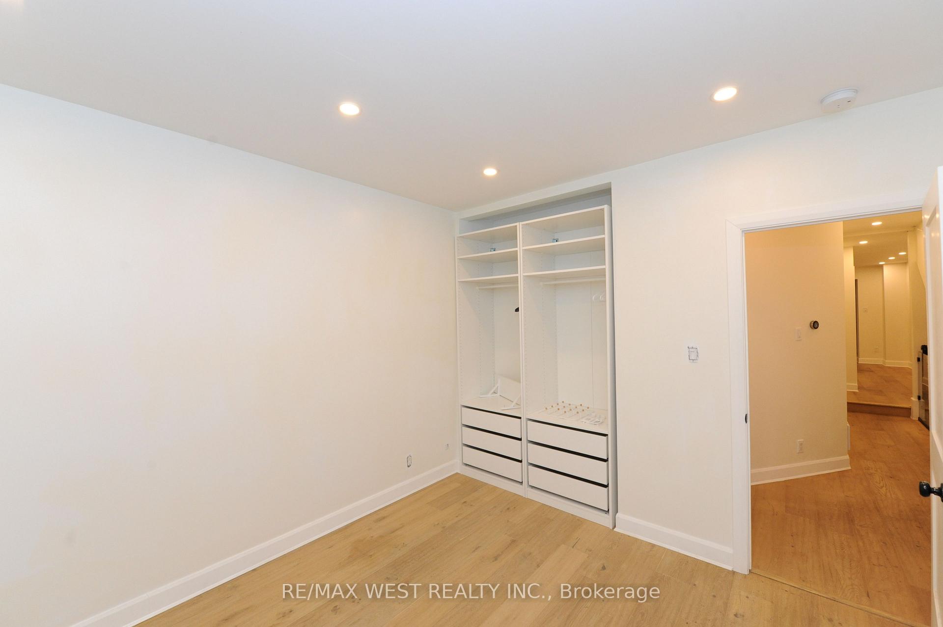 Photo 2 of Unit 1, 25 Euclid Avenue, Toronto, Trinity-Bellwoods — HOMEH