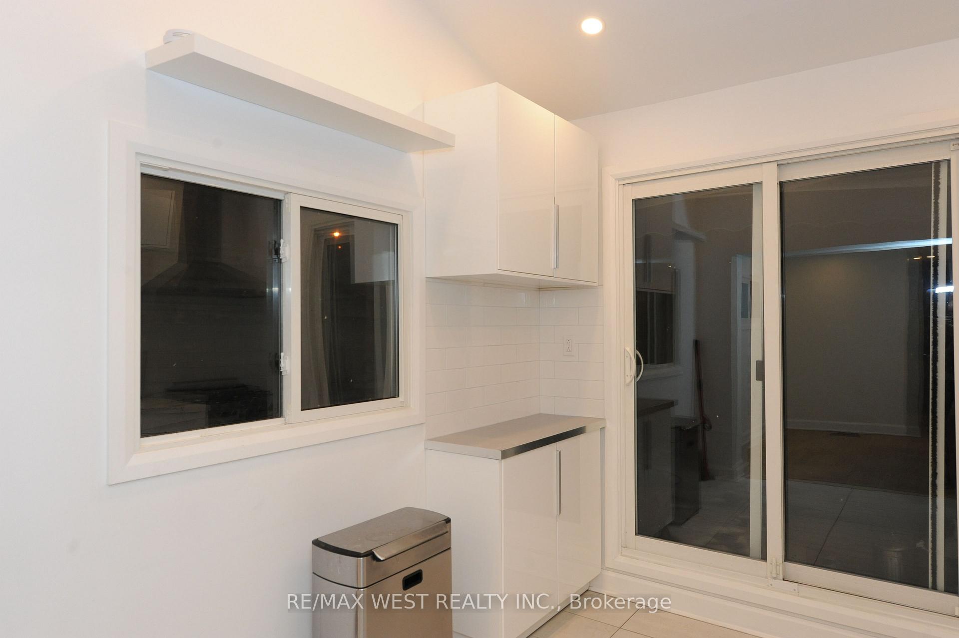Photo 9 of Unit 1, 25 Euclid Avenue, Toronto, Trinity-Bellwoods — HOMEH