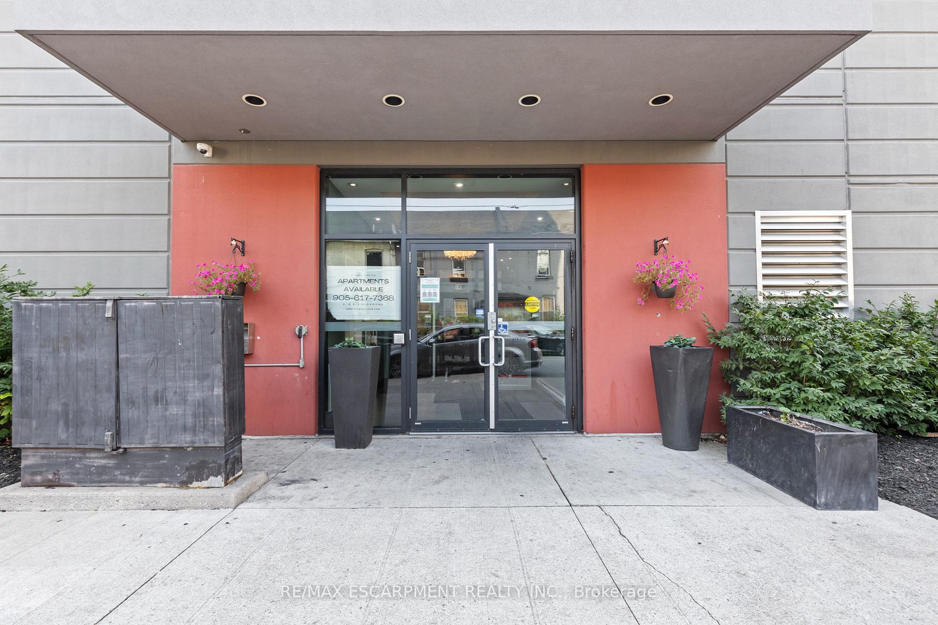 Photo 3 of Unit 607, 220 Cannon Street E, Hamilton, Beasley — HOMEH