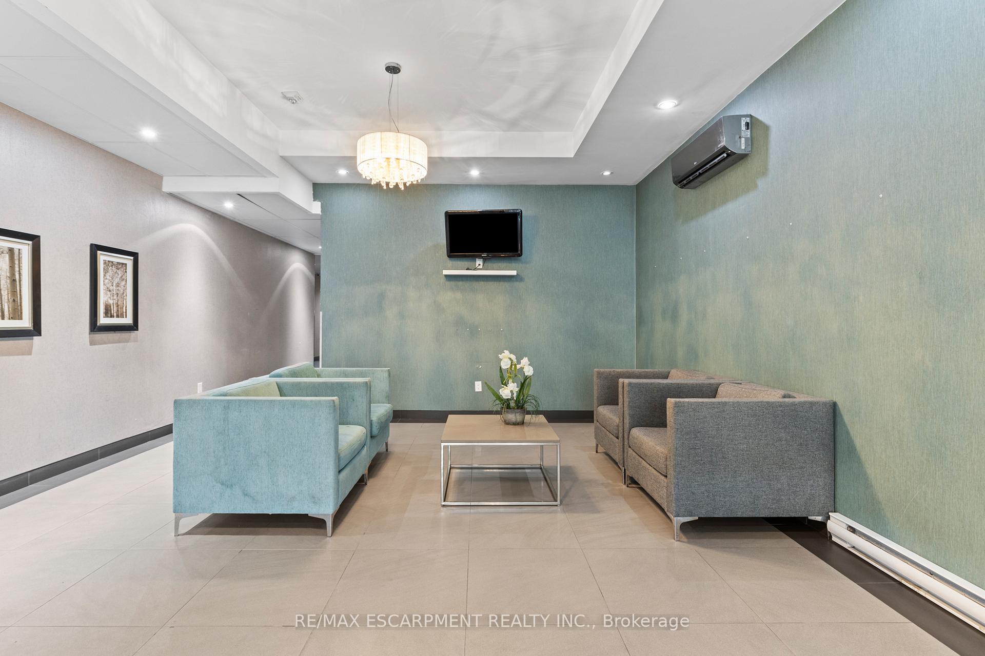 Photo 4 of Unit 607, 220 Cannon Street E, Hamilton, Beasley — HOMEH