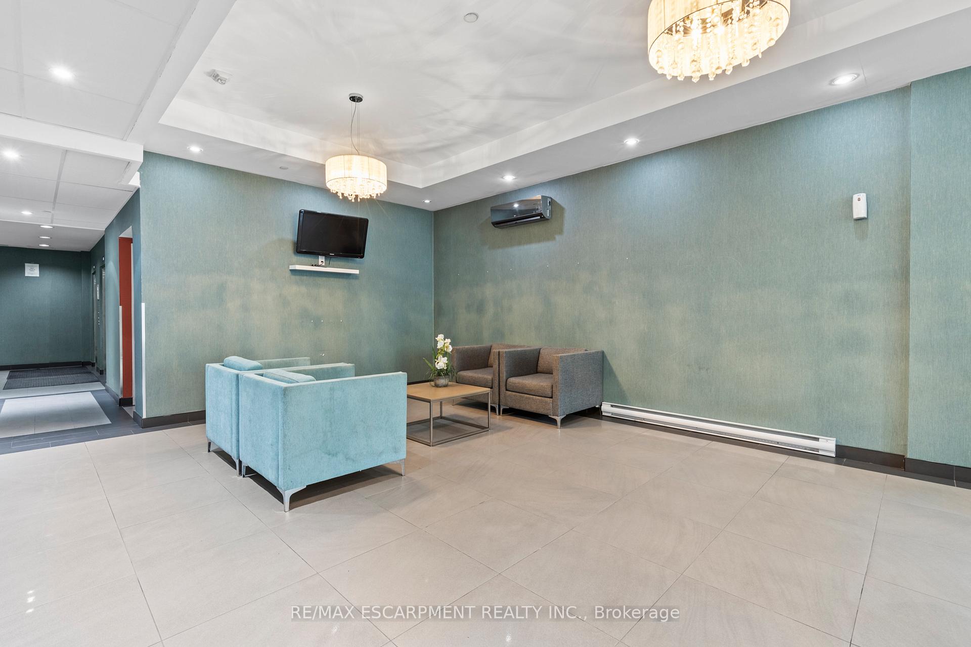 Photo 6 of Unit 607, 220 Cannon Street E, Hamilton, Beasley — HOMEH
