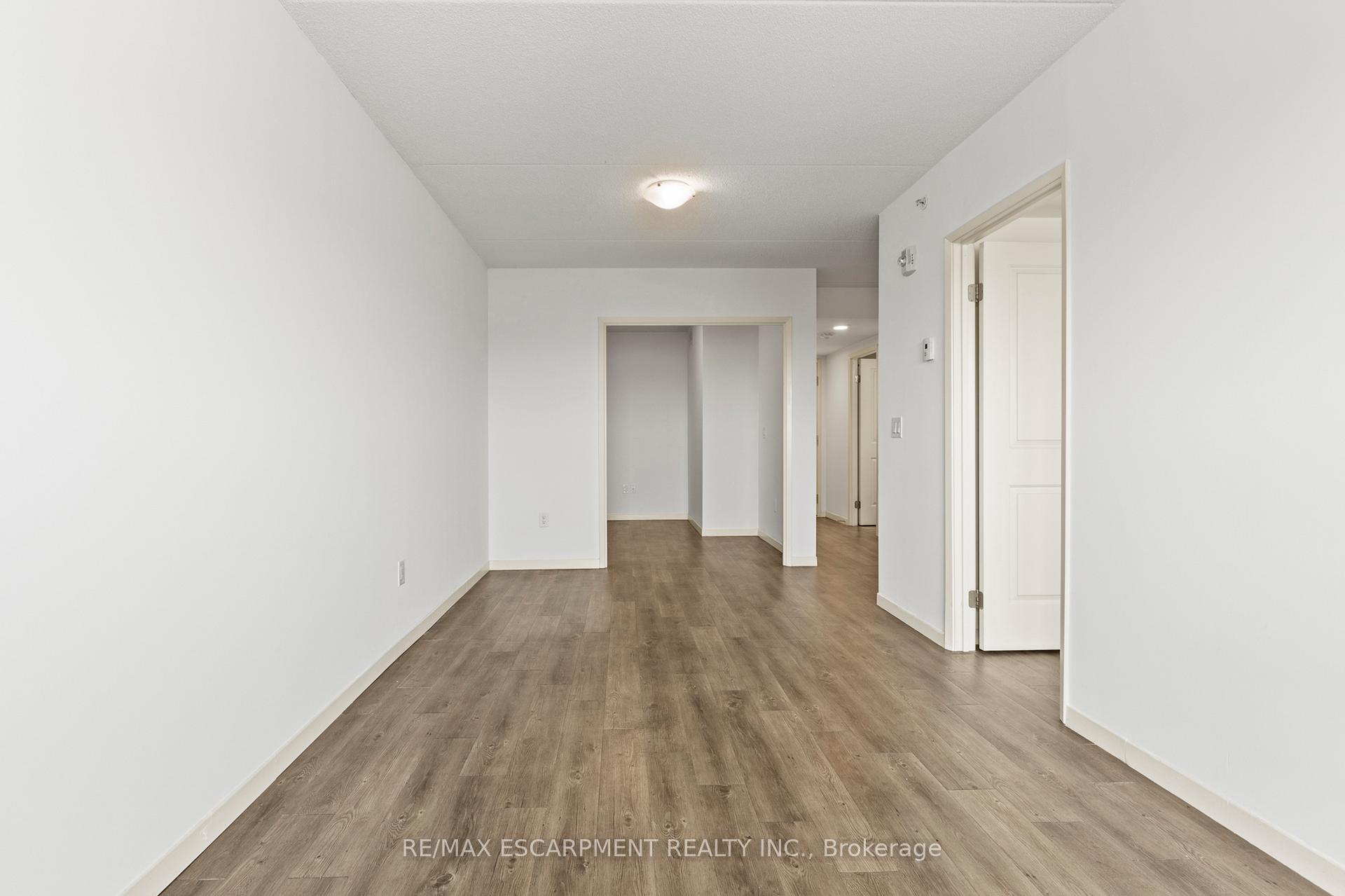 Photo 11 of Unit 607, 220 Cannon Street E, Hamilton, Beasley — HOMEH