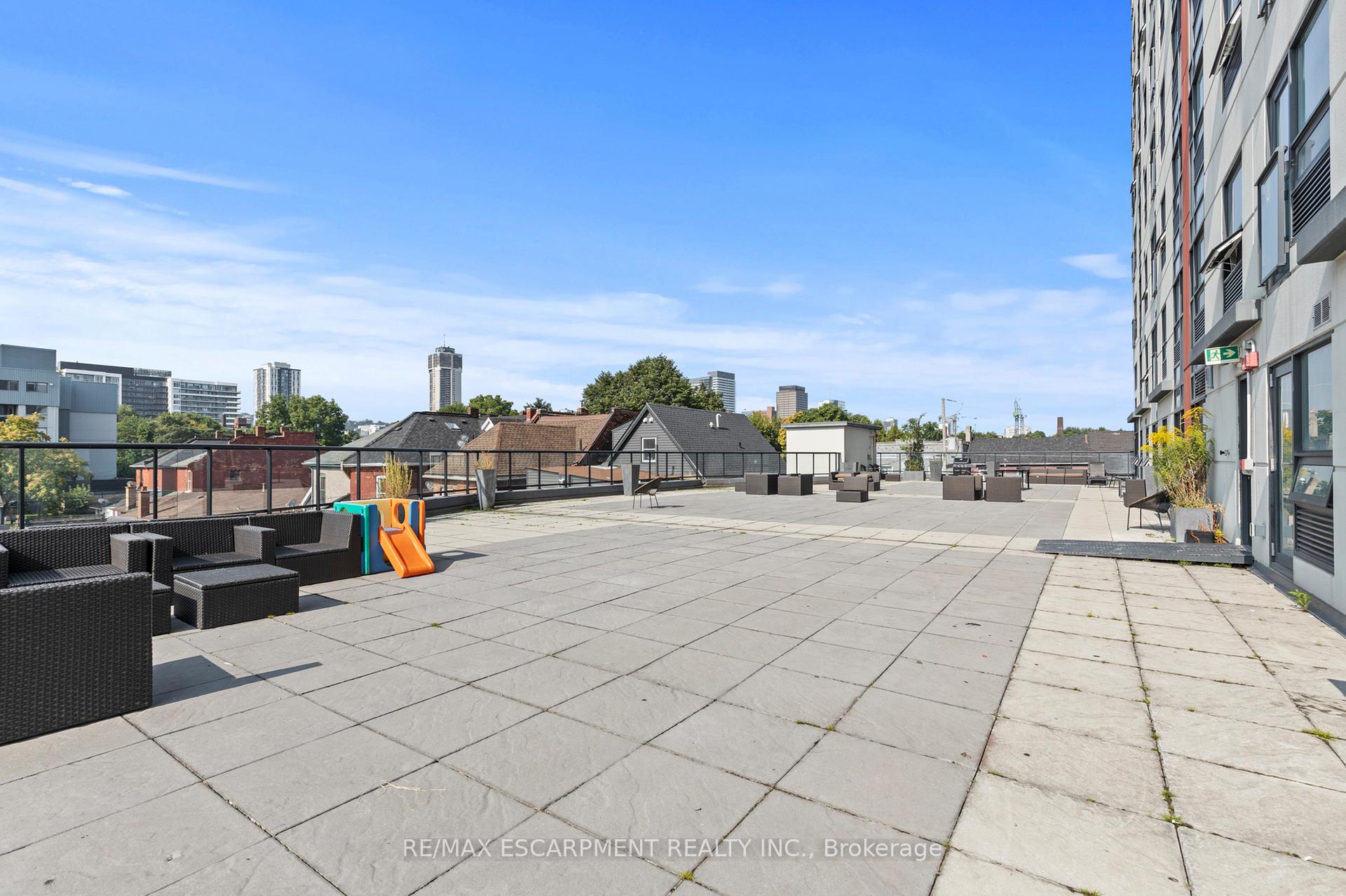 Photo 24 of Unit 607, 220 Cannon Street E, Hamilton, Beasley — HOMEH