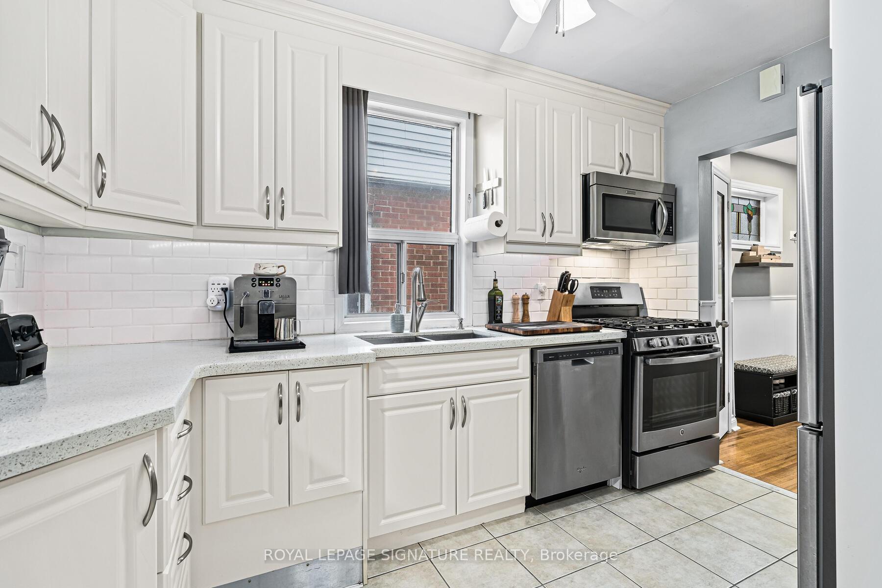 Photo 6 of 184 Mortimer Avenue, Toronto, Broadview North — HOMEH
