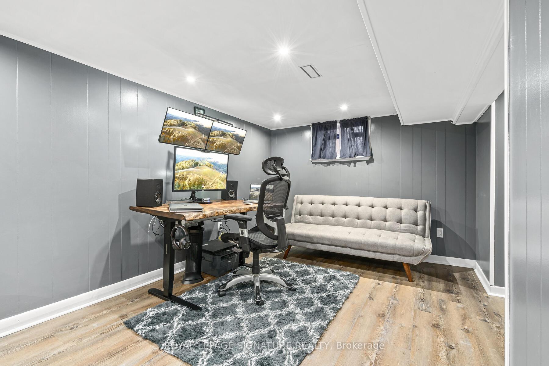 Photo 15 of 184 Mortimer Avenue, Toronto, Broadview North — HOMEH