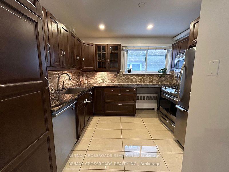 Photo 9 of 286 Glenforest Road, Toronto, Lawrence Park North — HOMEH