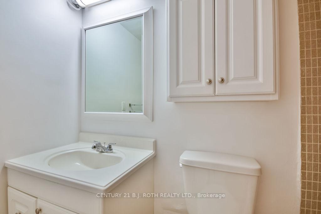 Photo 17 of Unit 45, 2 Grove Street E, Barrie, Wellington — HOMEH