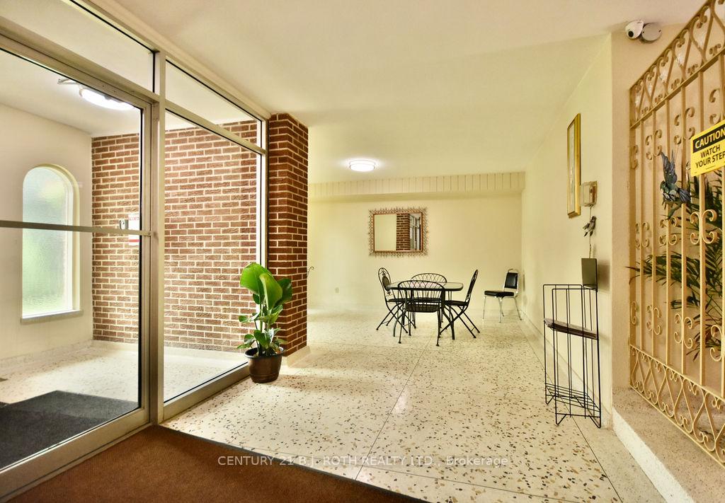 Photo 22 of Unit 45, 2 Grove Street E, Barrie, Wellington — HOMEH