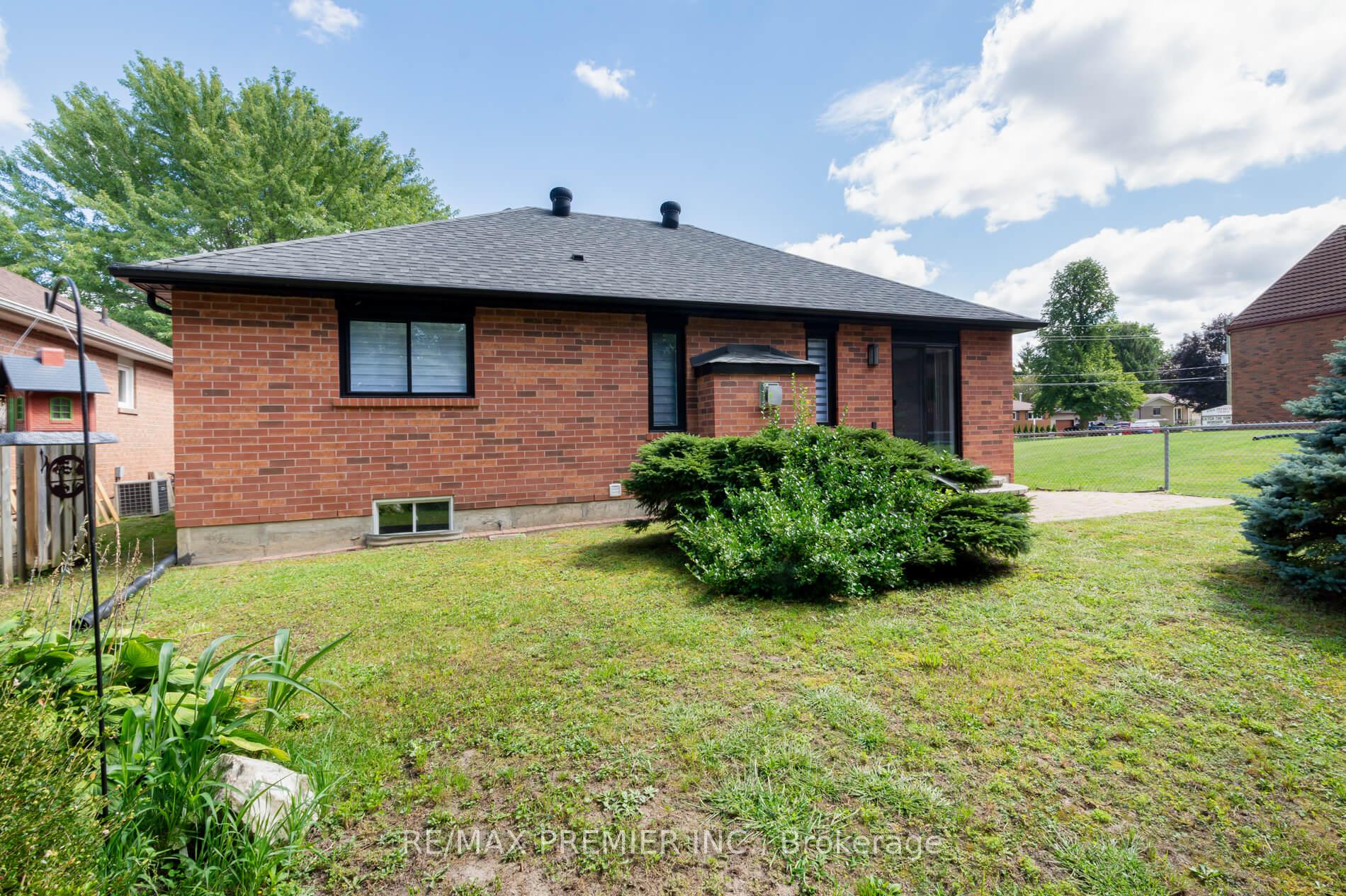 Photo 25 of 154 King Street S, New Tecumseth, Alliston — HOMEH