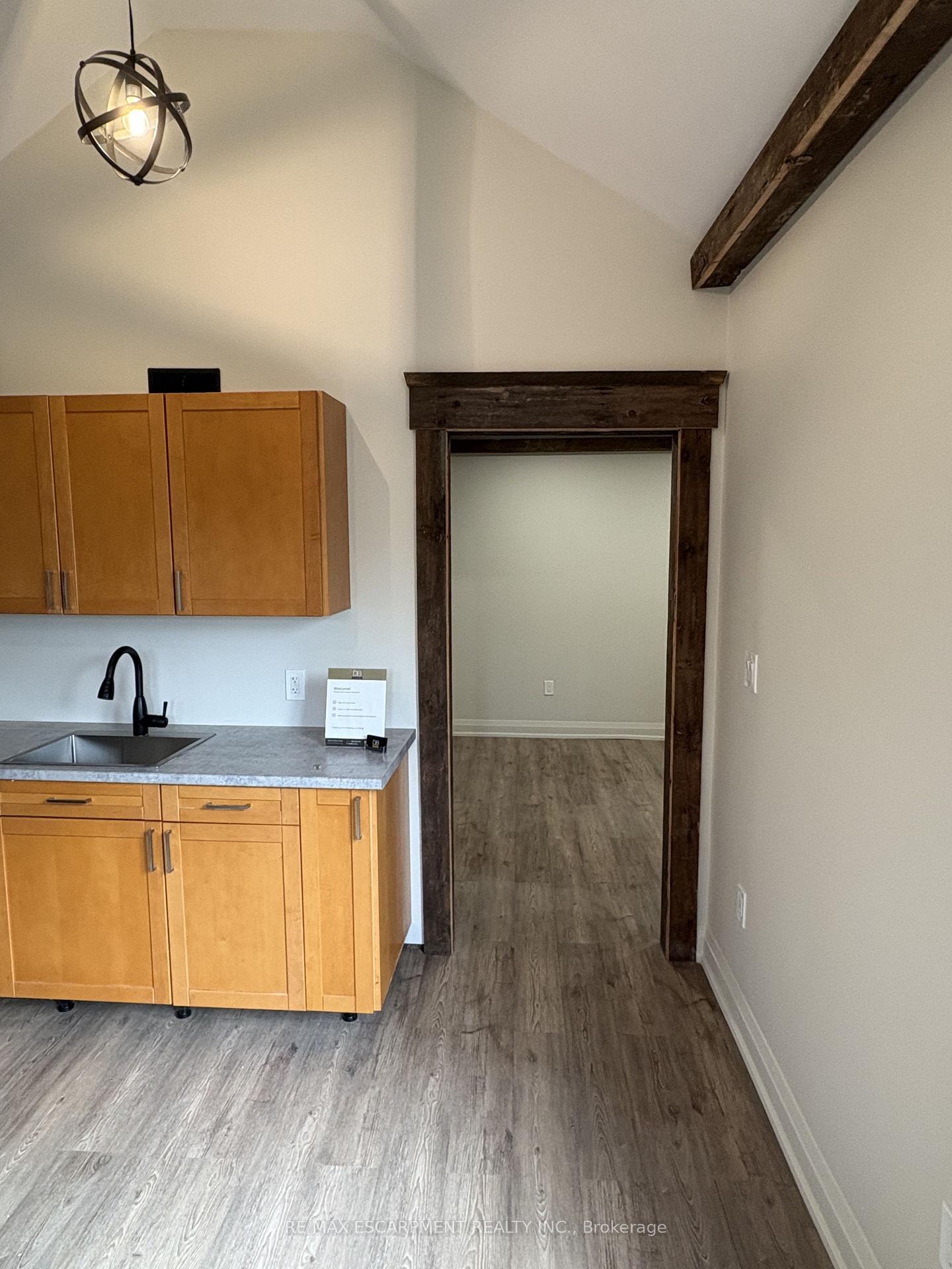 Photo 3 of Unit 2 - MAIN, 17 Steven Street, Hamilton, Landsdale — HOMEH