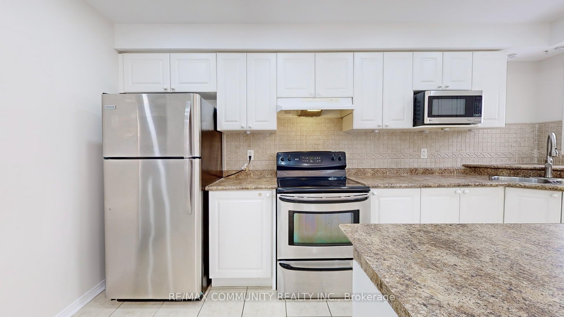 Photo 16 of 214 Whites Hill Avenue, Markham, Cornell — HOMEH