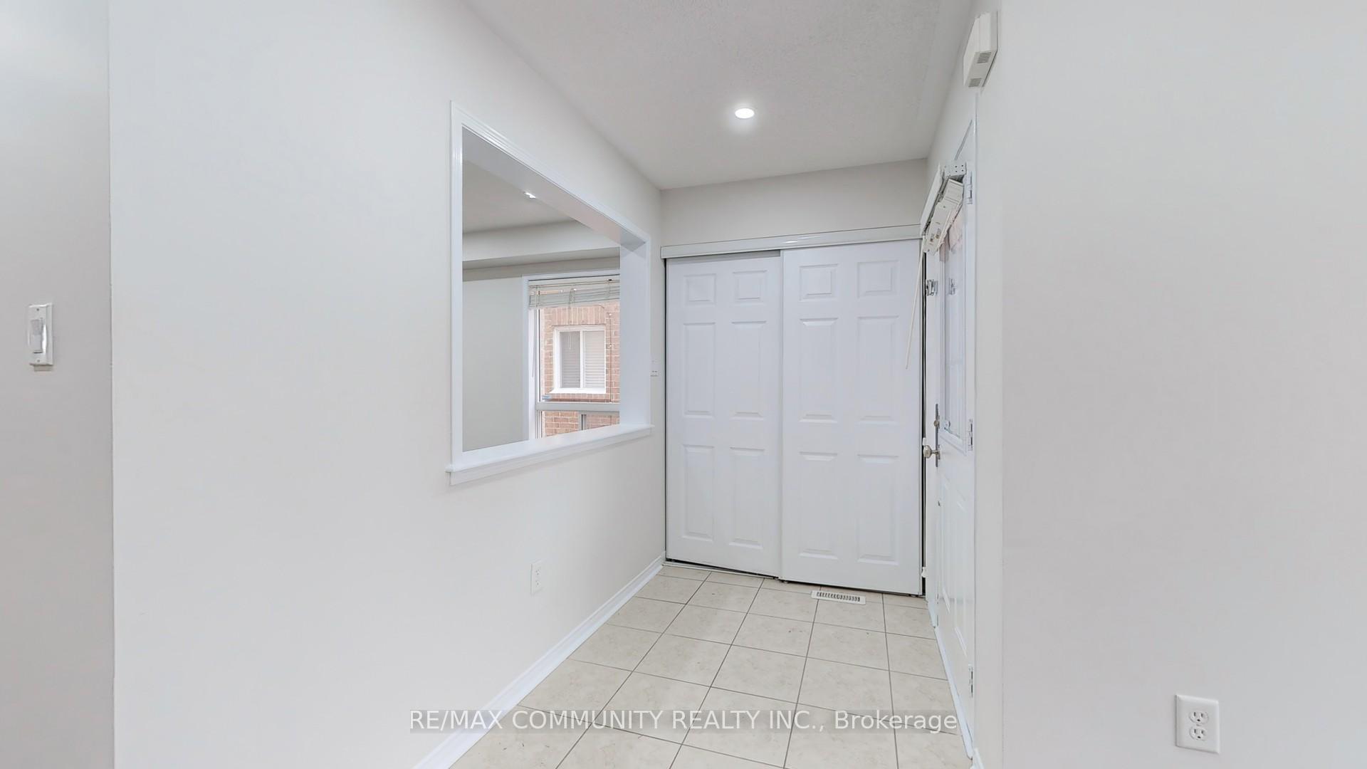Photo 17 of 214 Whites Hill Avenue, Markham, Cornell — HOMEH