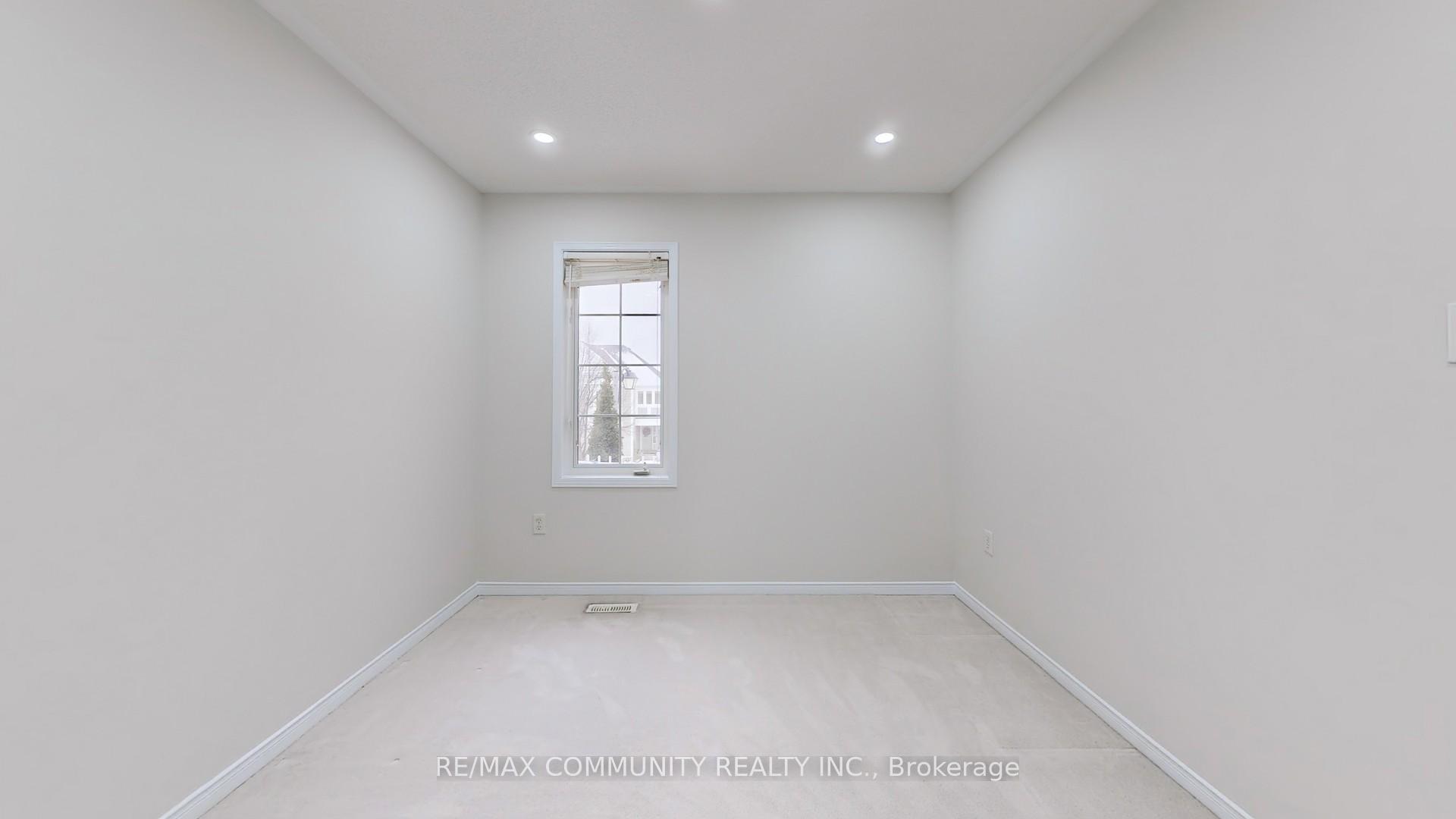 Photo 30 of 214 Whites Hill Avenue, Markham, Cornell — HOMEH